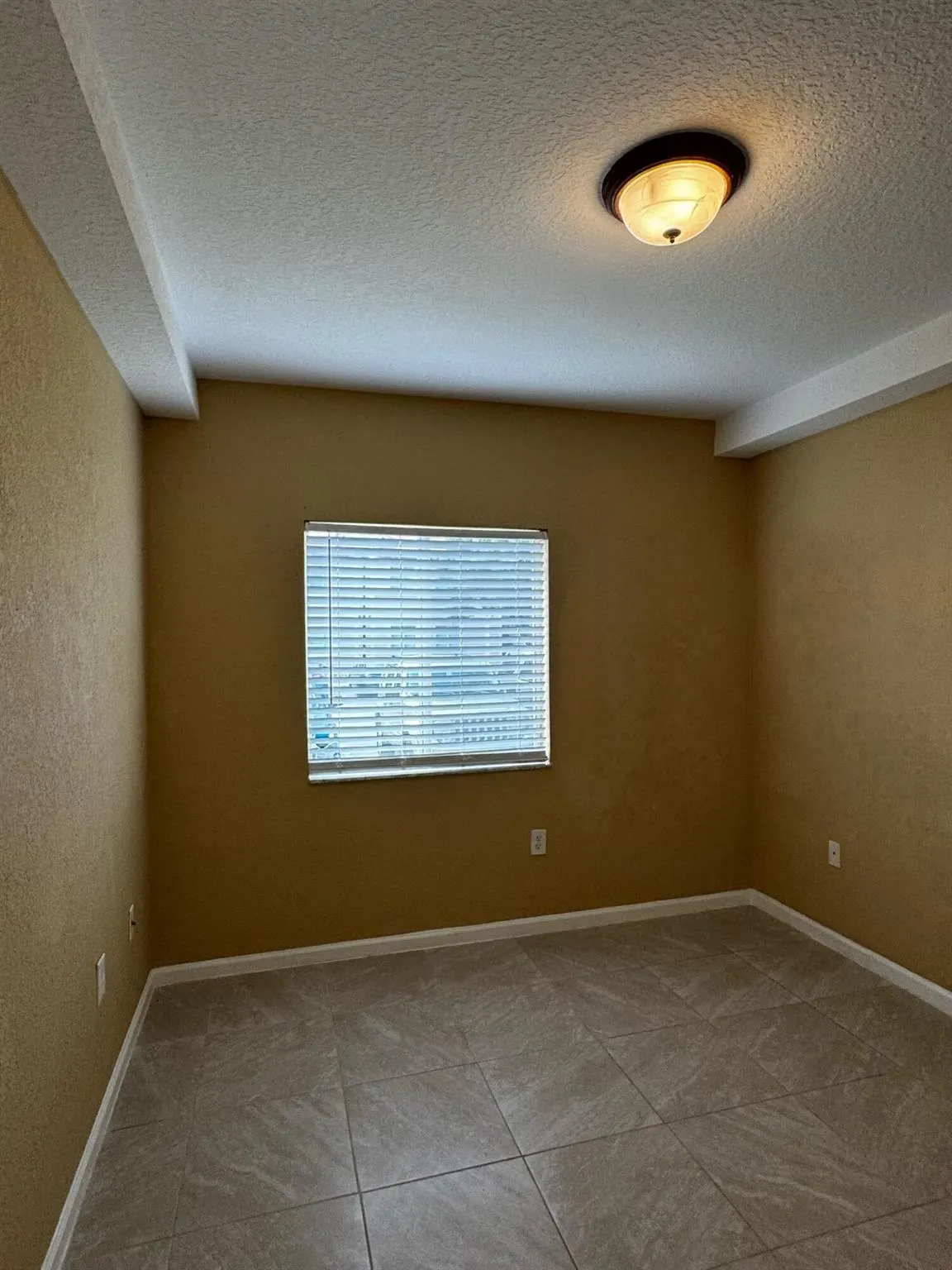 1103 Golden Lakes Boulevard, #1011