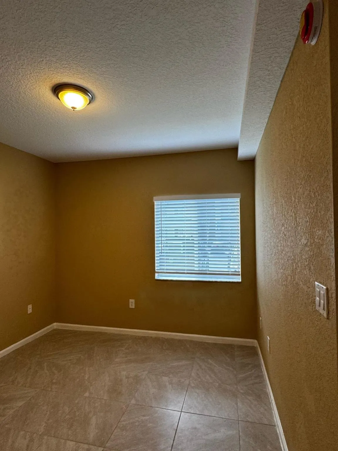 1103 Golden Lakes Boulevard, #1011
