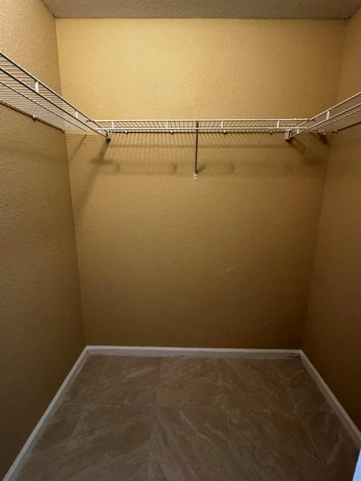 1103 Golden Lakes Boulevard, #1011