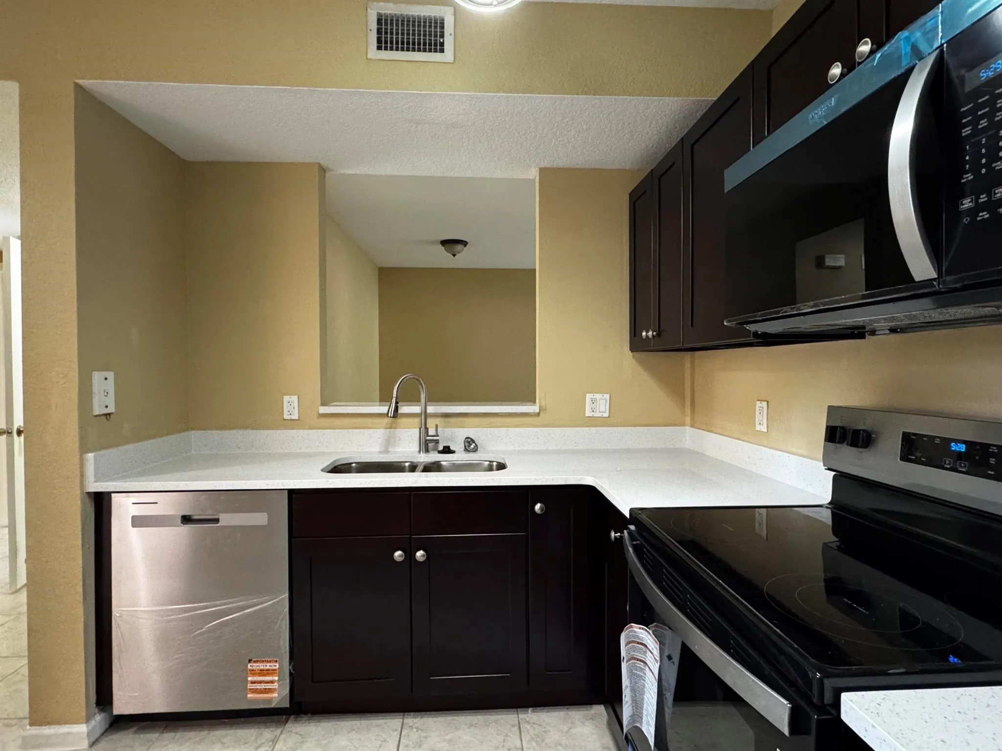 1103 Golden Lakes Boulevard, #1011
