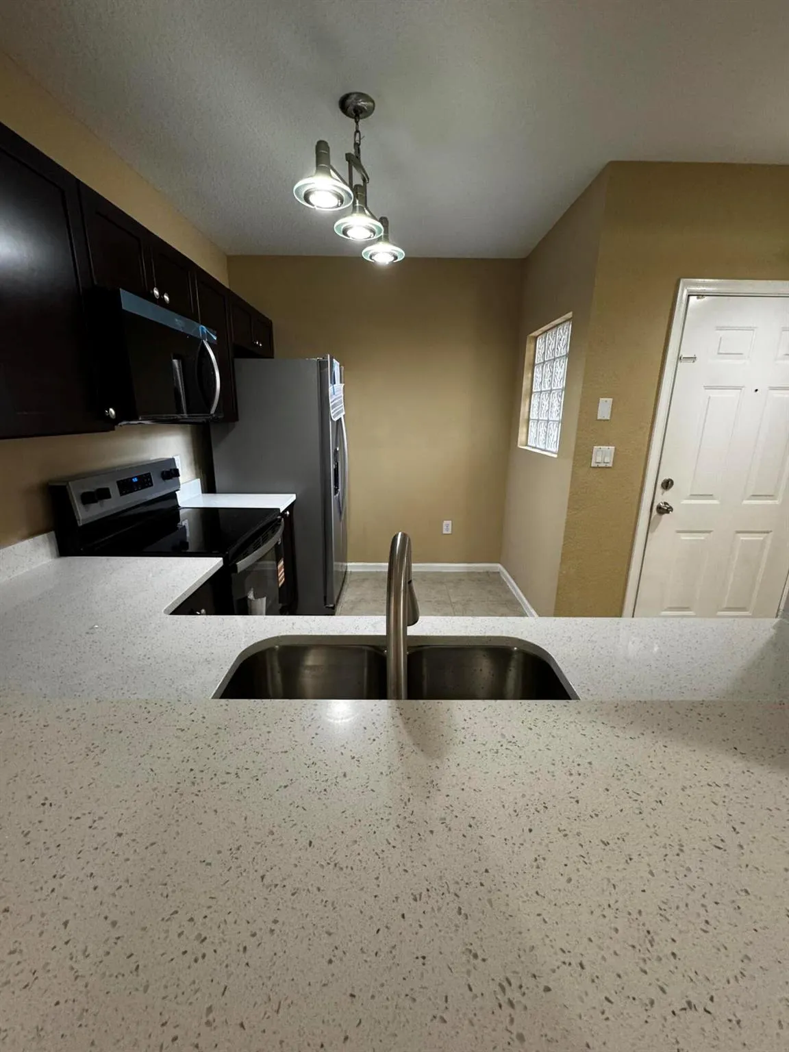 1103 Golden Lakes Boulevard, #1011