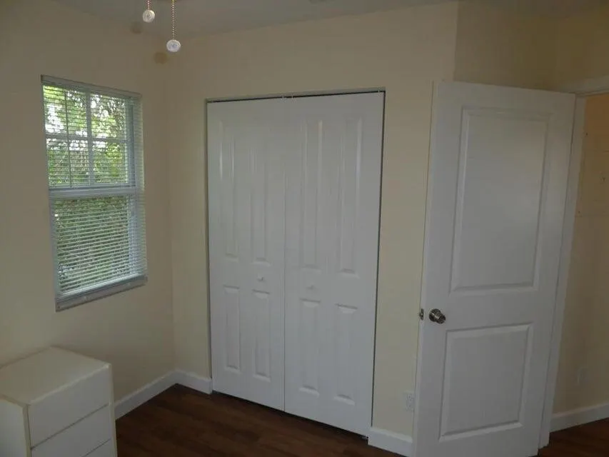 310 Almeria Road