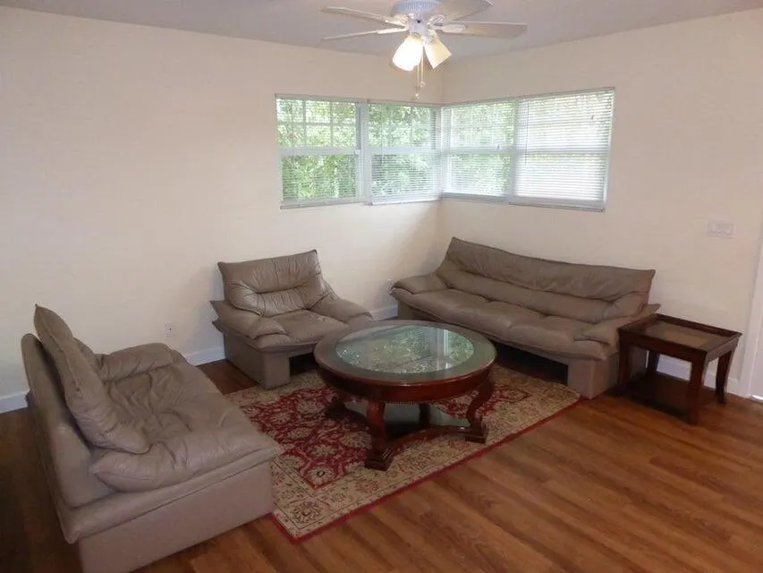 310 Almeria Road