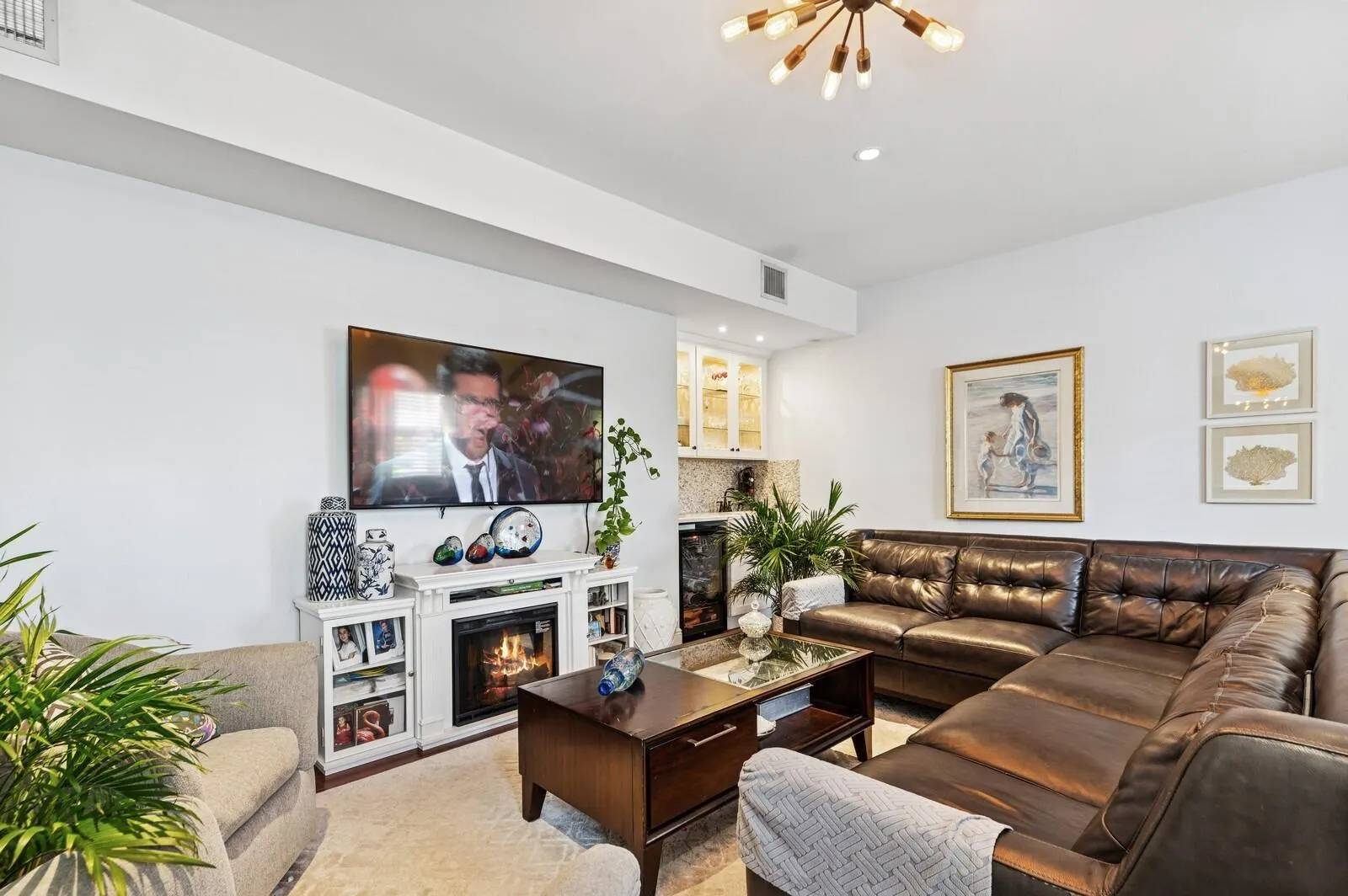 310 Almeria Road