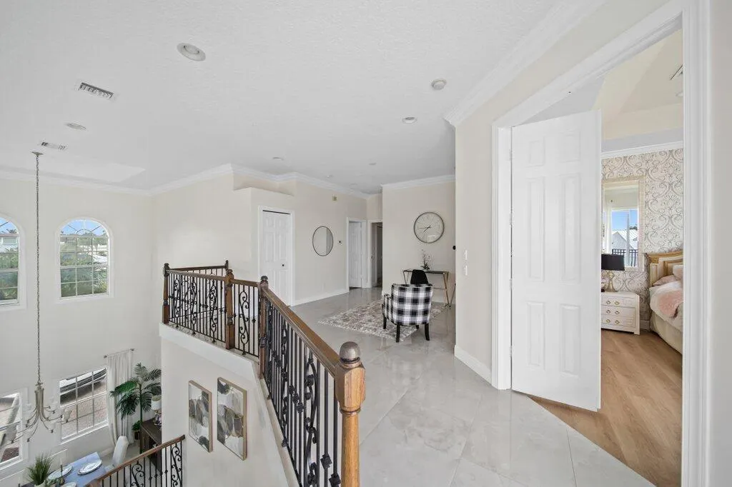 32 SW Riverway Boulevard