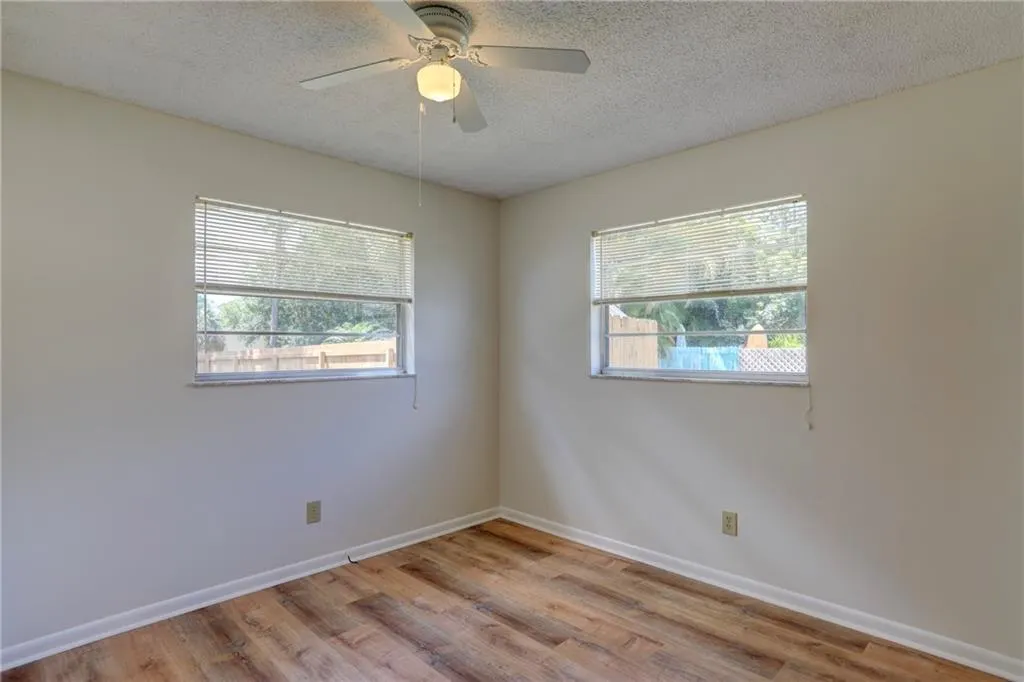 686 Bayharbor Terrace