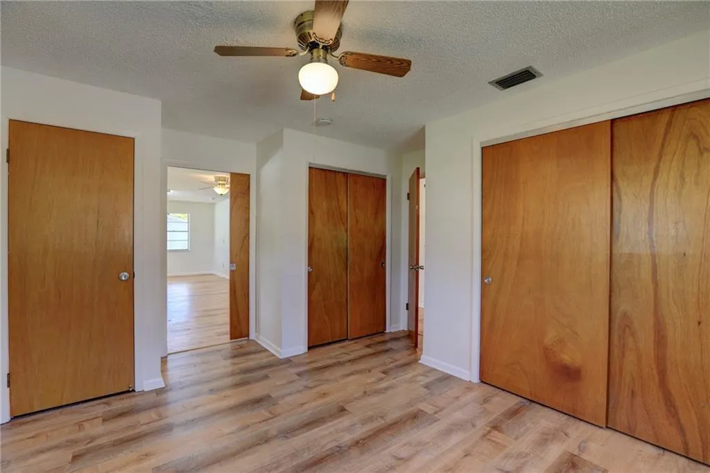 686 Bayharbor Terrace