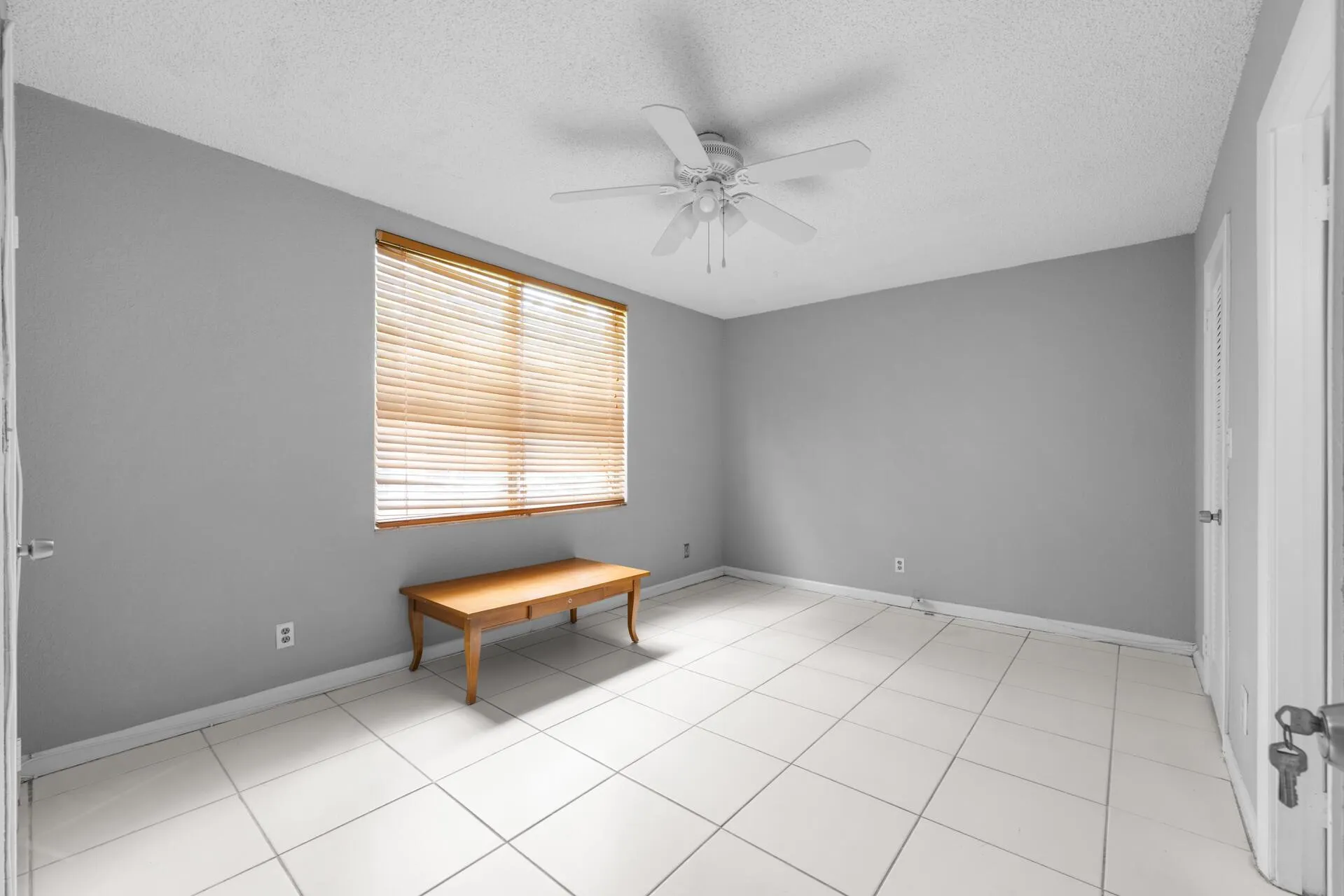 2400 NE 33rd Avenue, #112