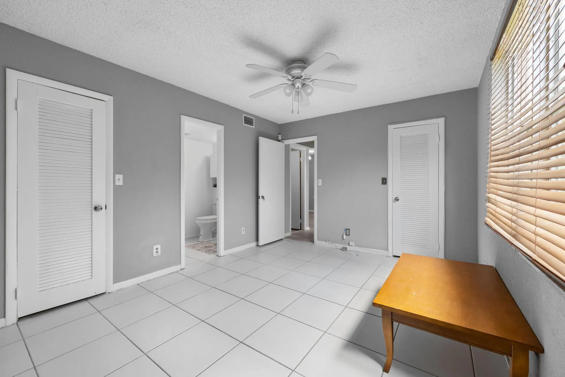 2400 NE 33rd Avenue, #112