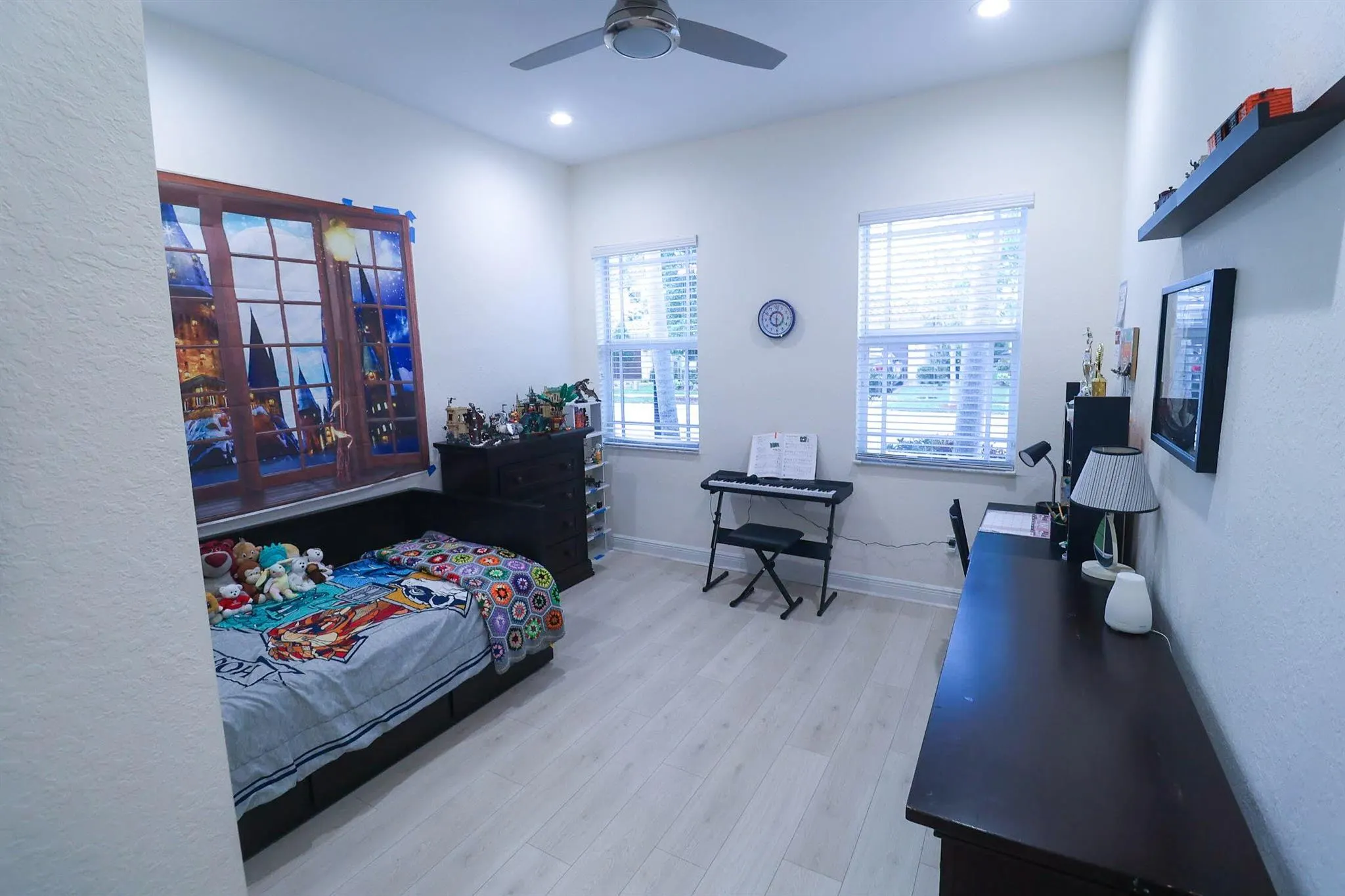 8581 Waterside Court