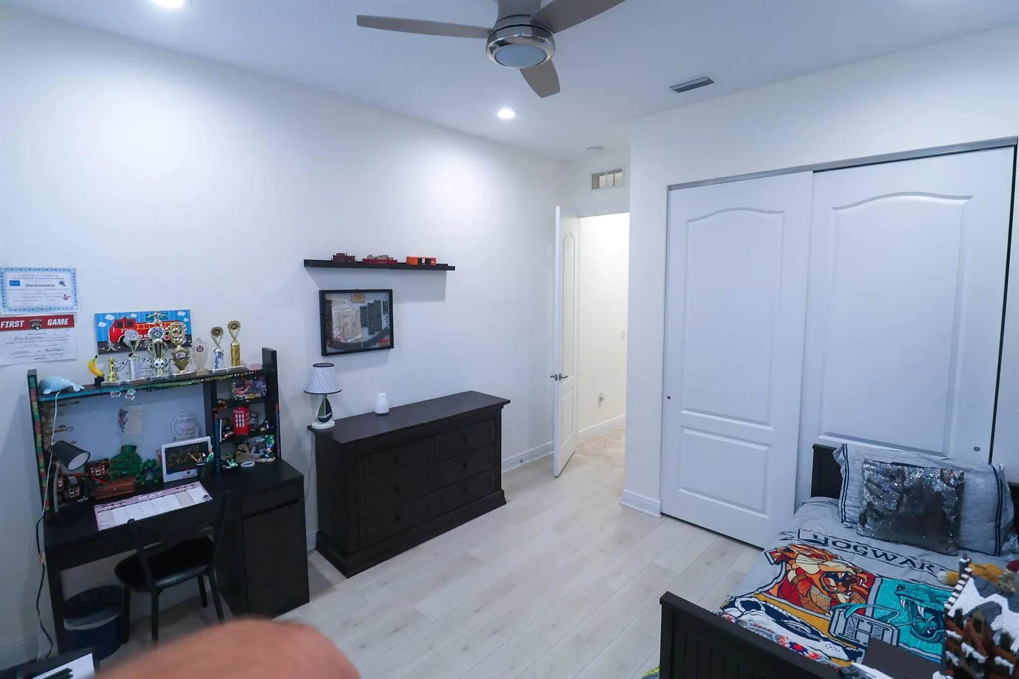 8581 Waterside Court