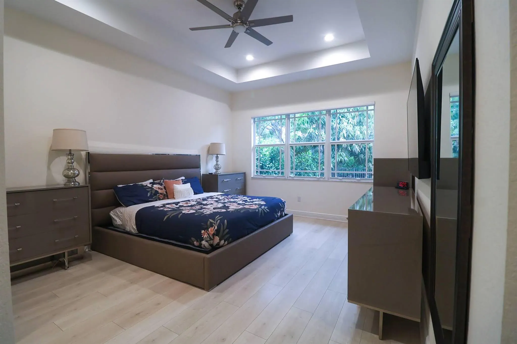 8581 Waterside Court