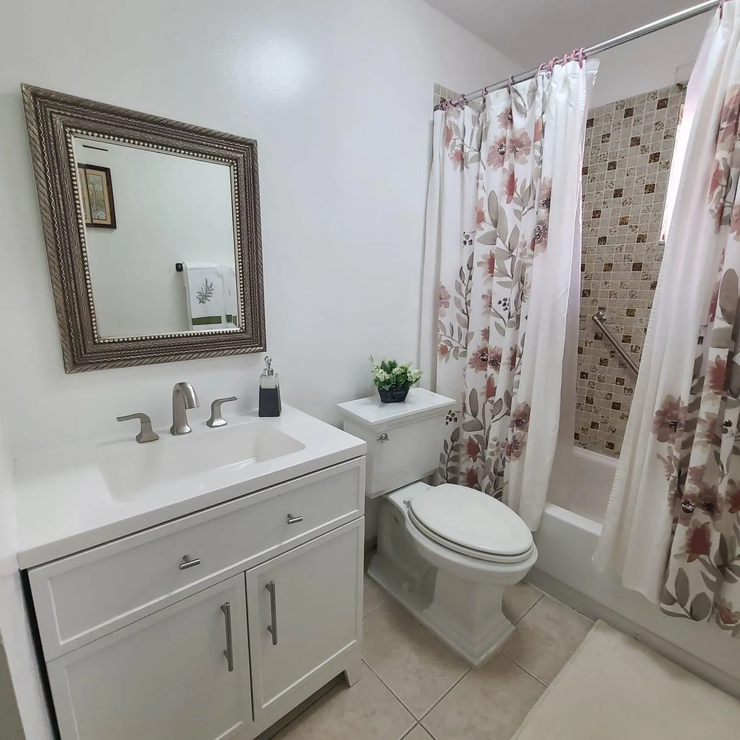 5220 Las Verdes Circle, #322