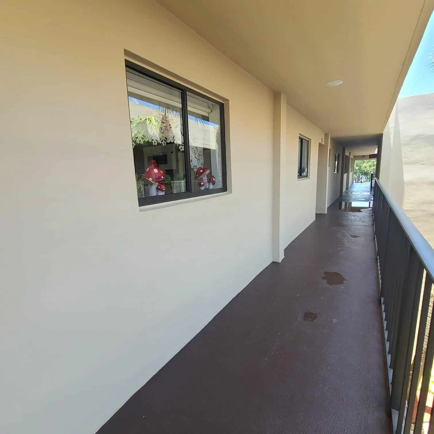 5220 Las Verdes Circle, #322
