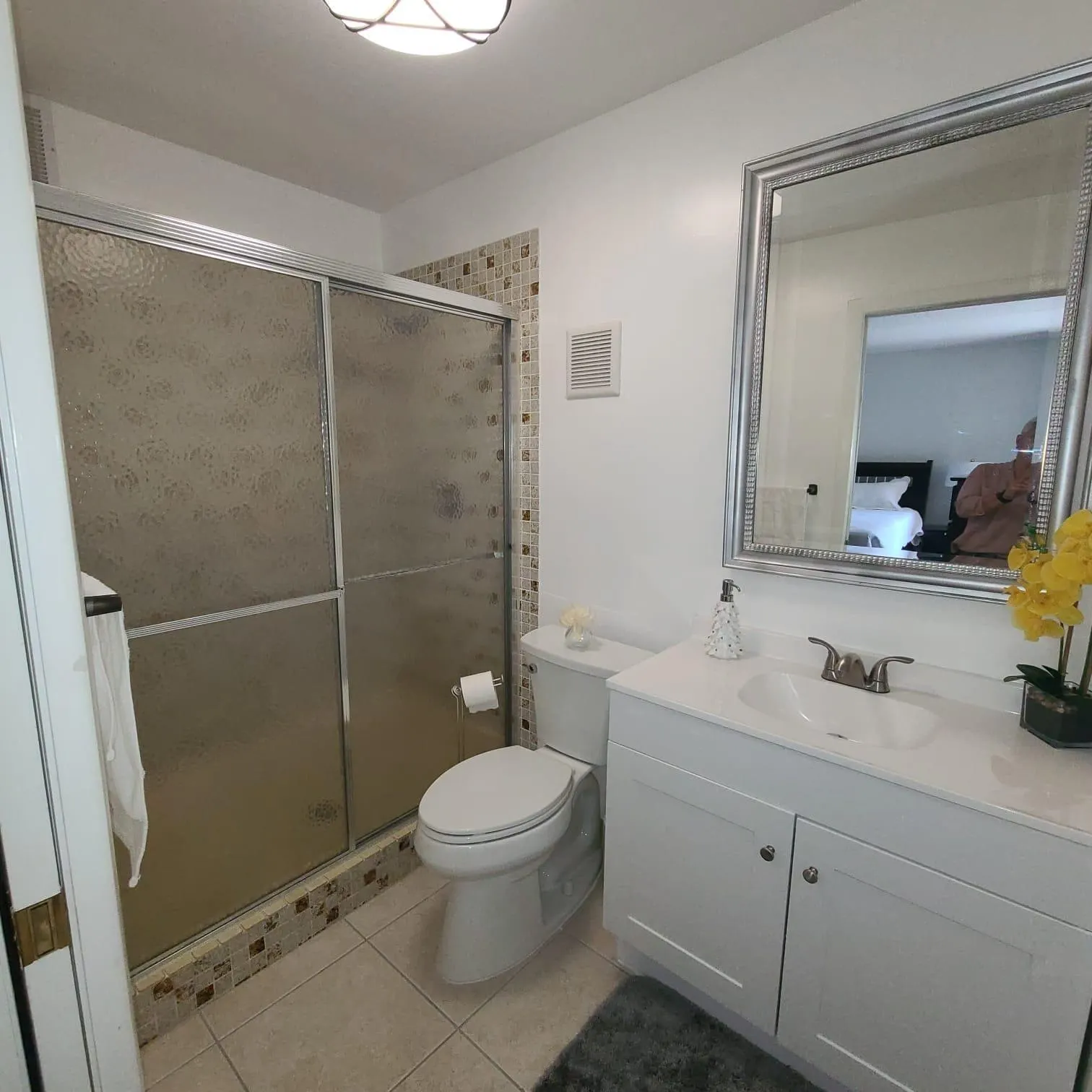5220 Las Verdes Circle, #322