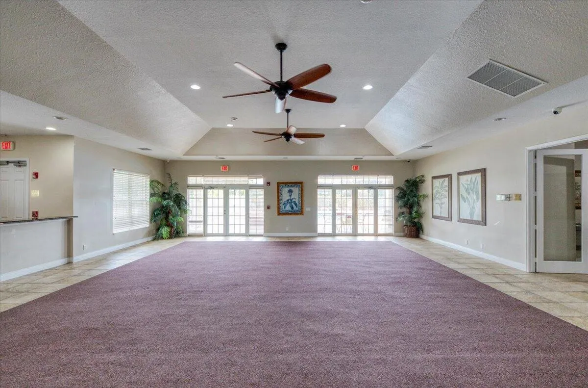 2815 SW Regal Terrace