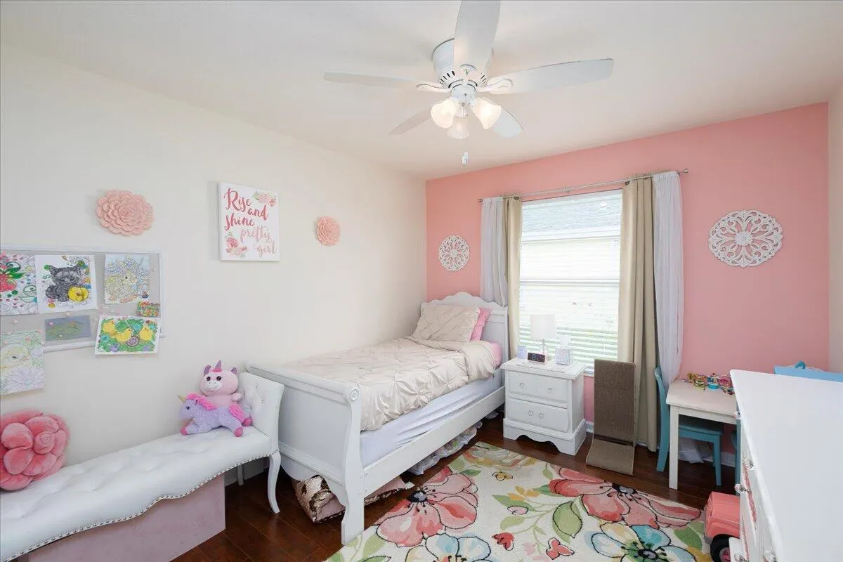 2815 SW Regal Terrace