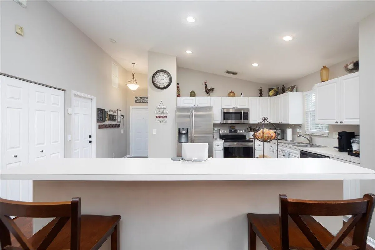 2815 SW Regal Terrace