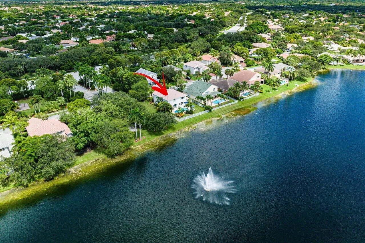 10290 NW 60th Place