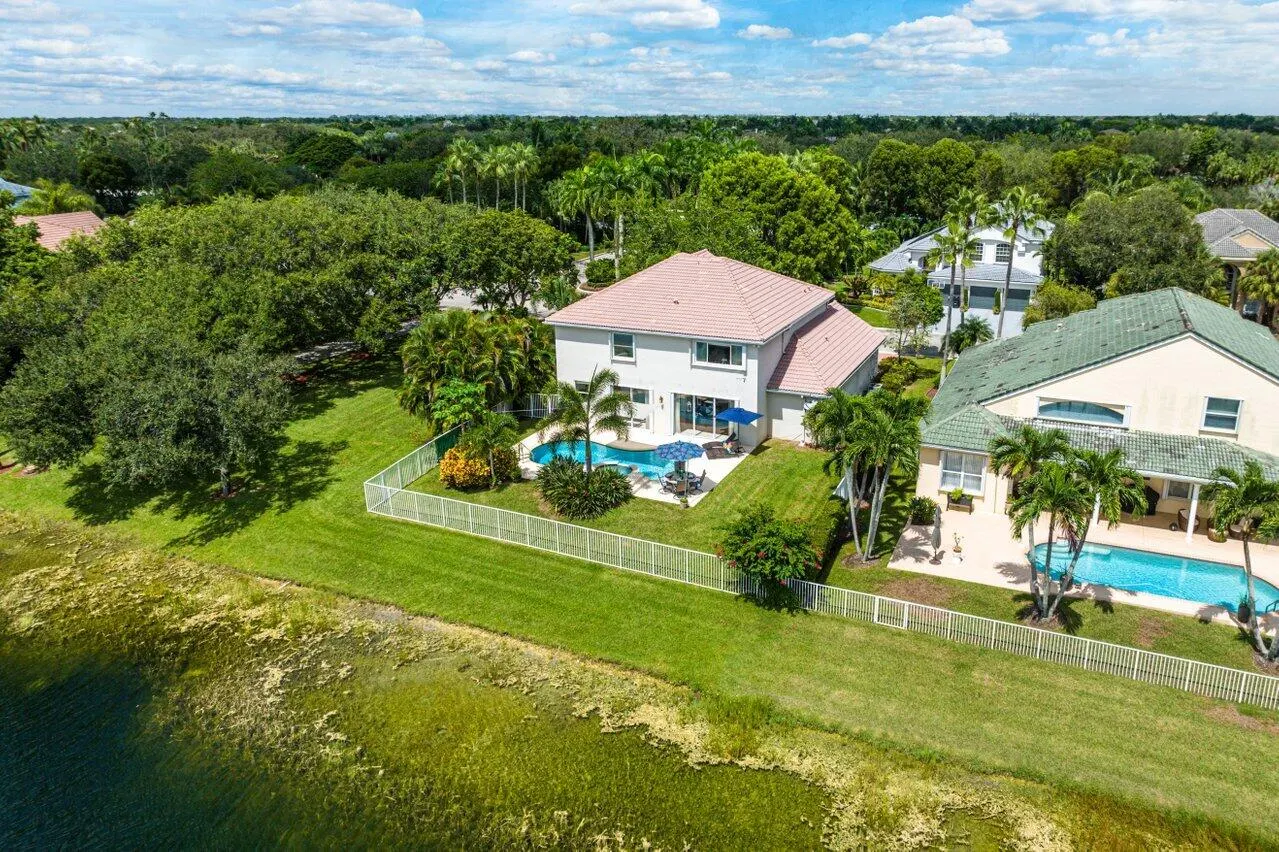 10290 NW 60th Place