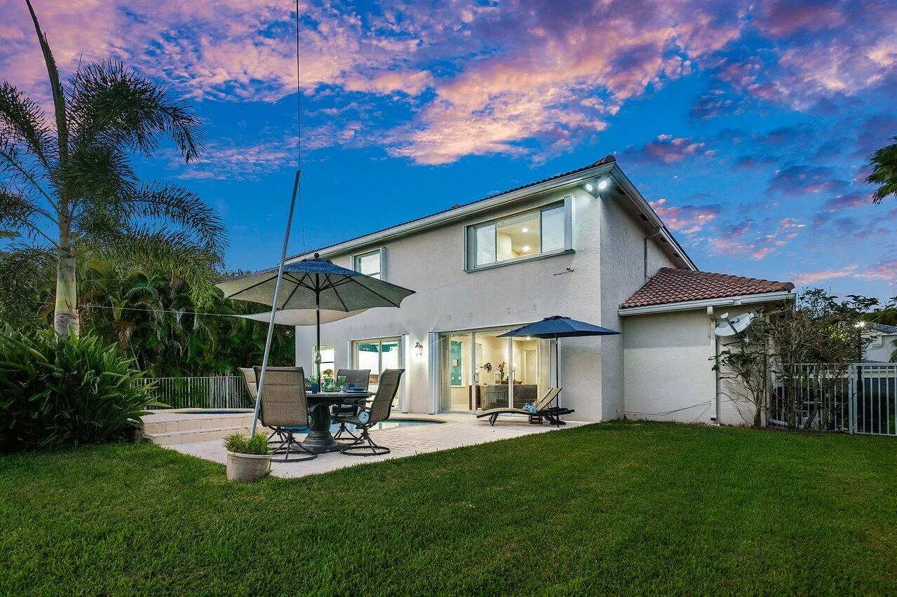 10290 NW 60th Place