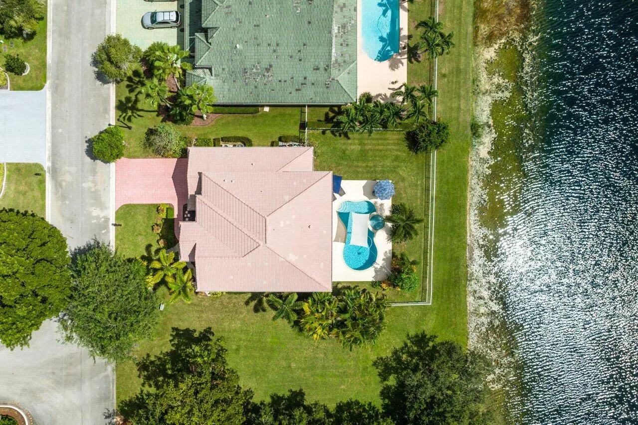 10290 NW 60th Place