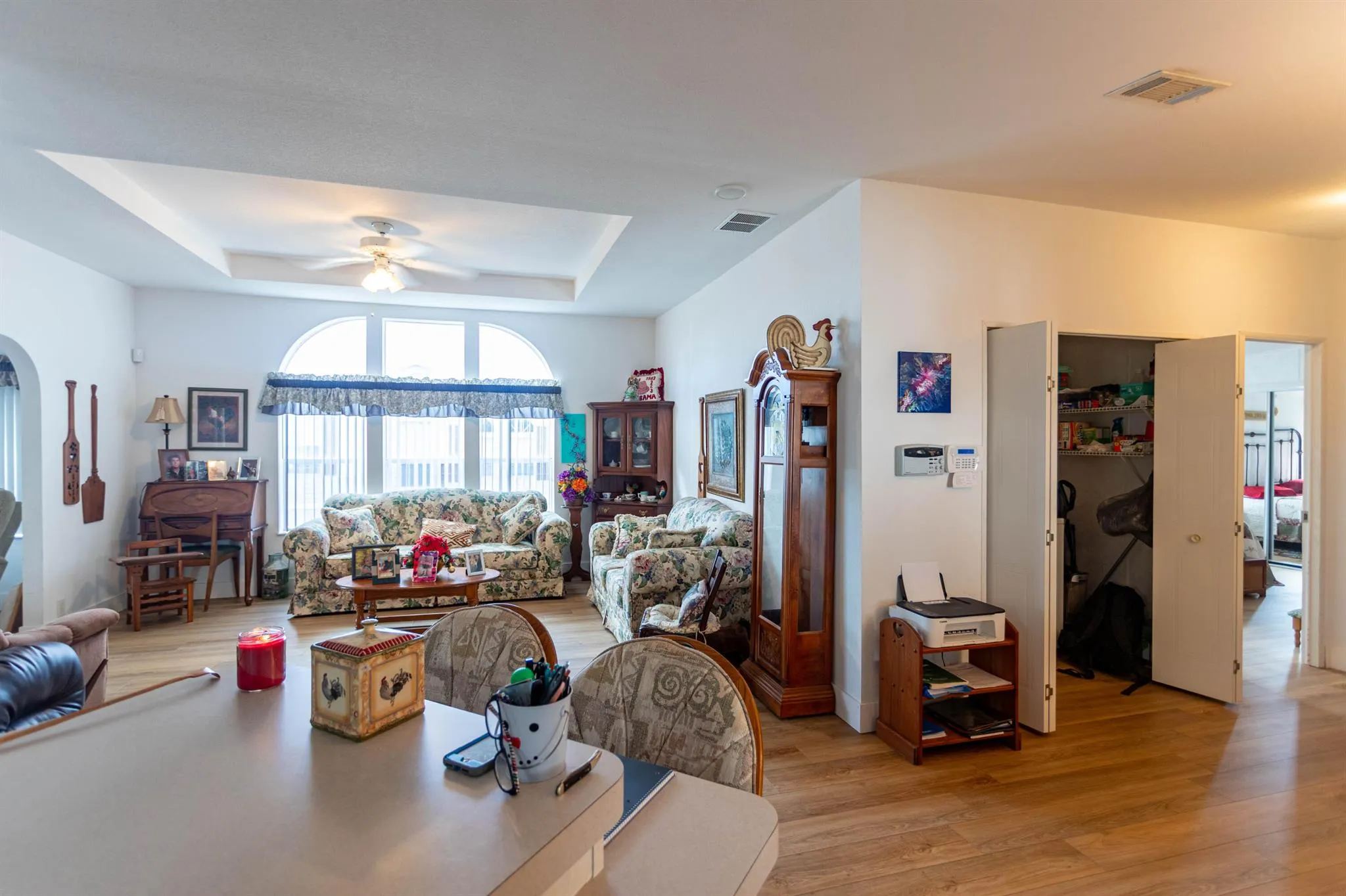925 Yacht Club Way NW