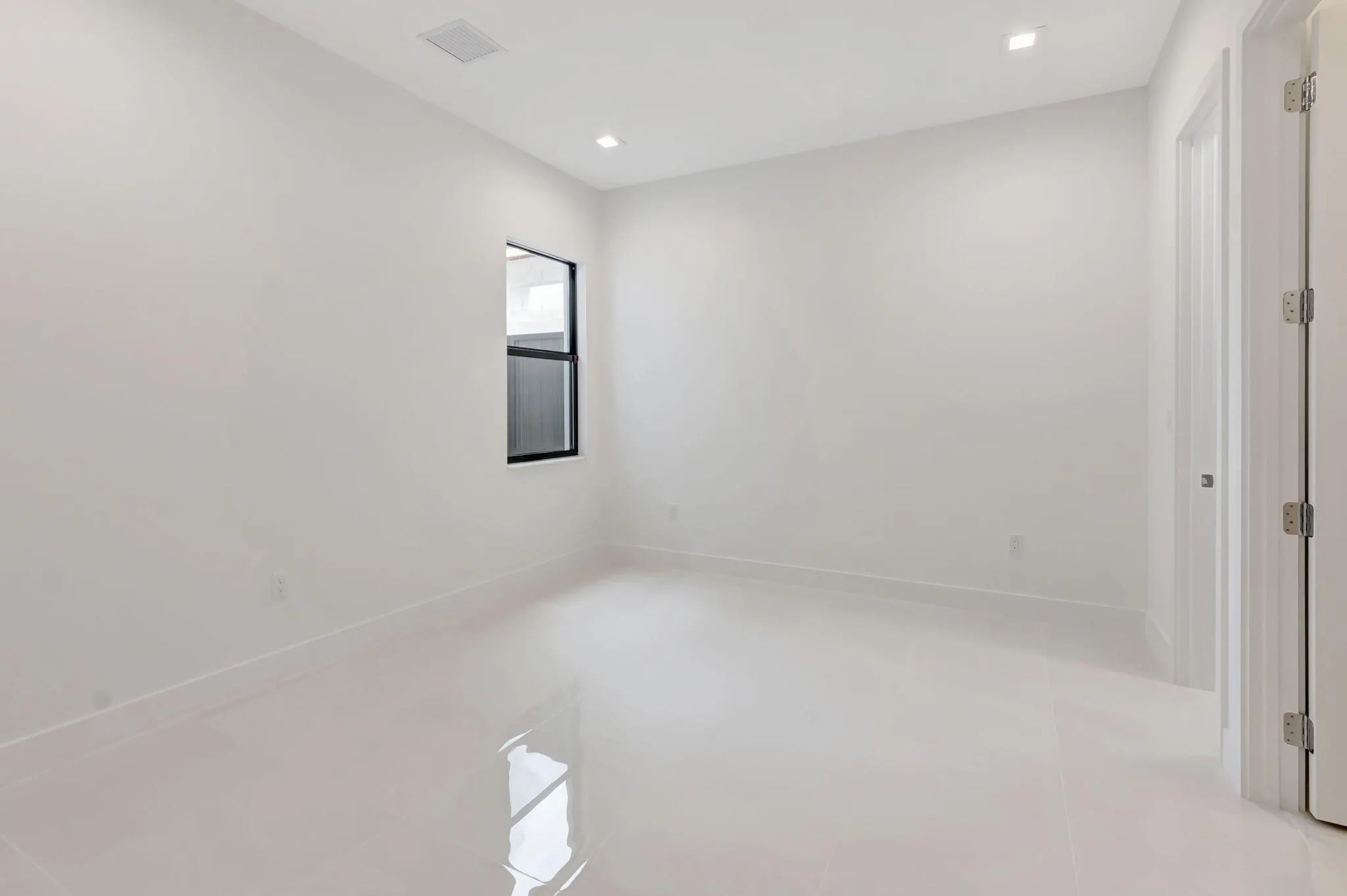 9436 Riverside Park Drive