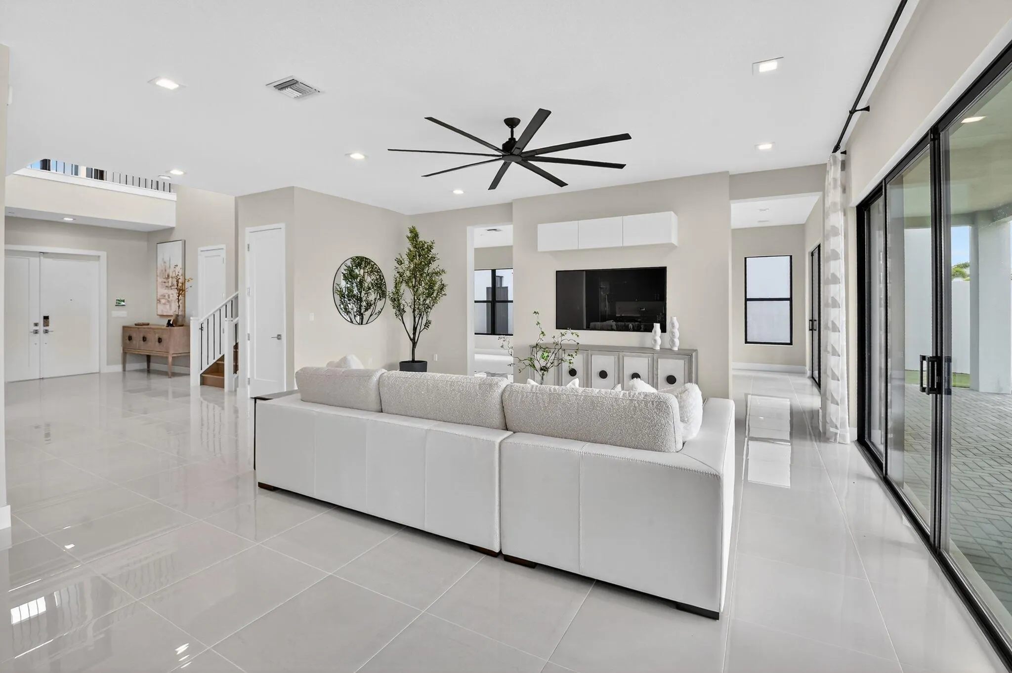 9436 Riverside Park Drive