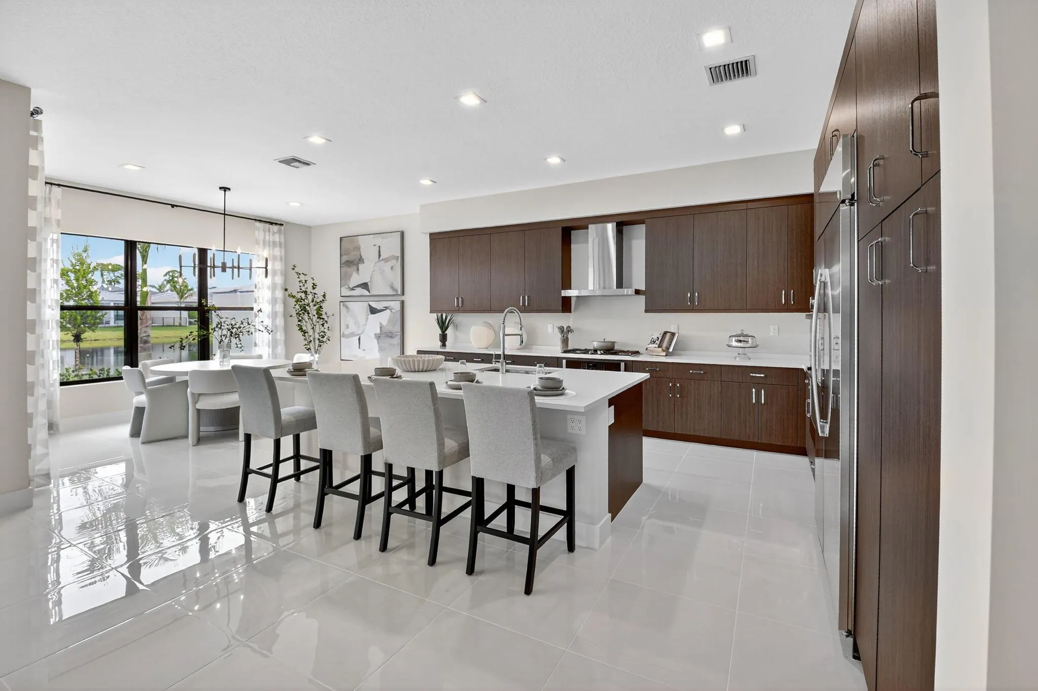9436 Riverside Park Drive