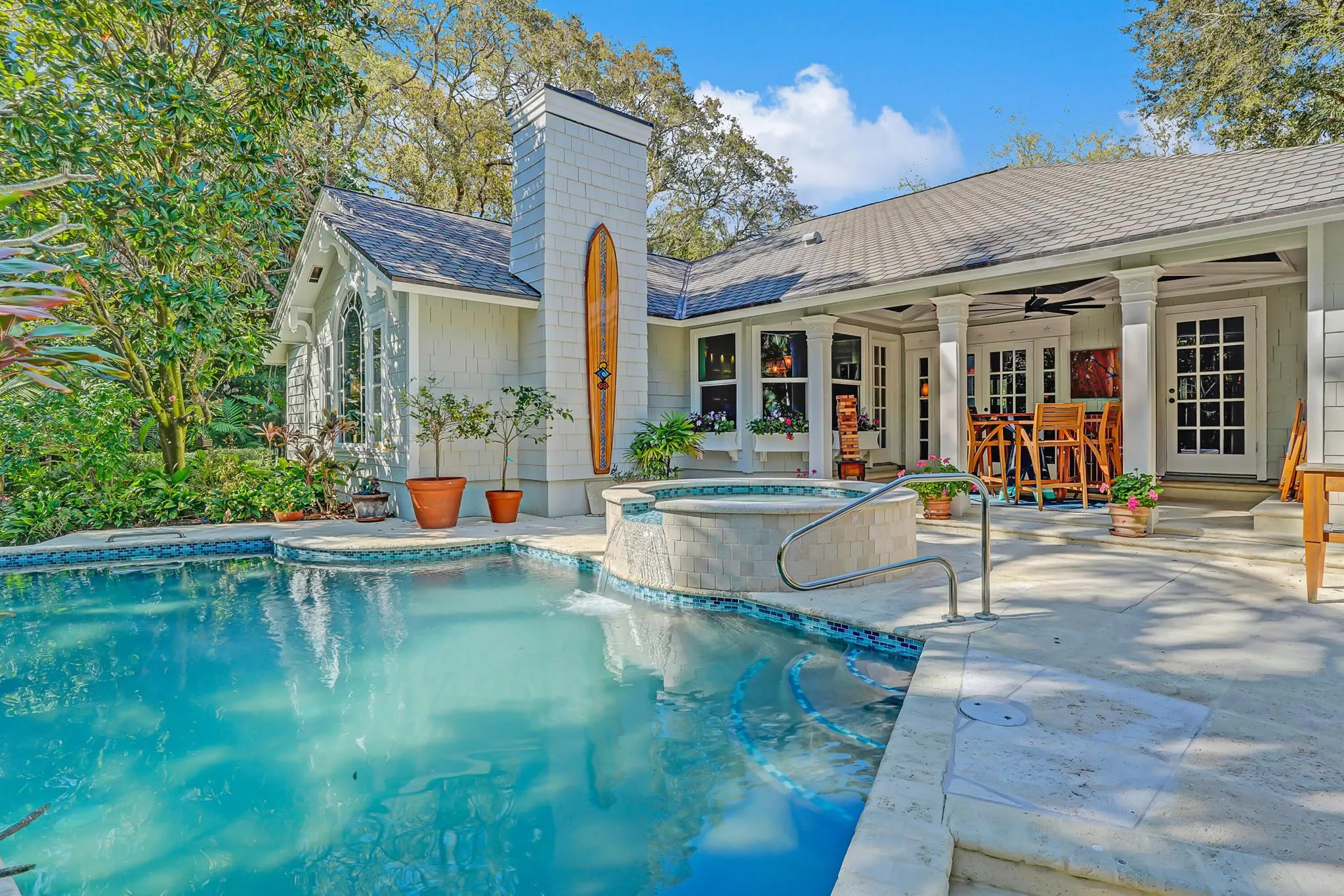 6000 Eagles Nest Drive