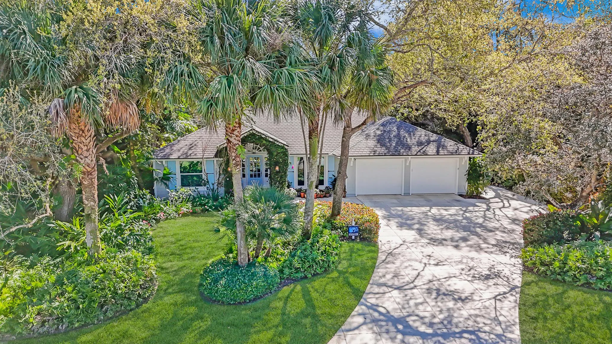 6000 Eagles Nest Drive