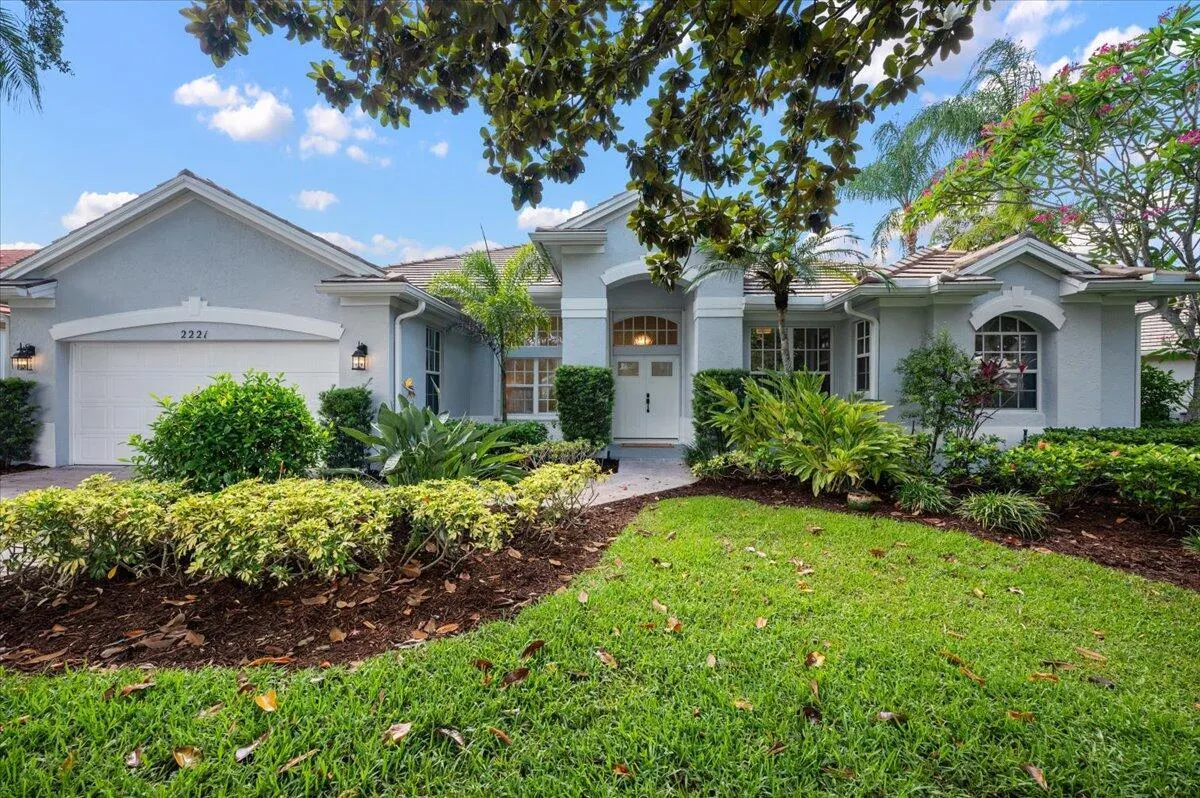 2221 SW Whitemarsh Way
