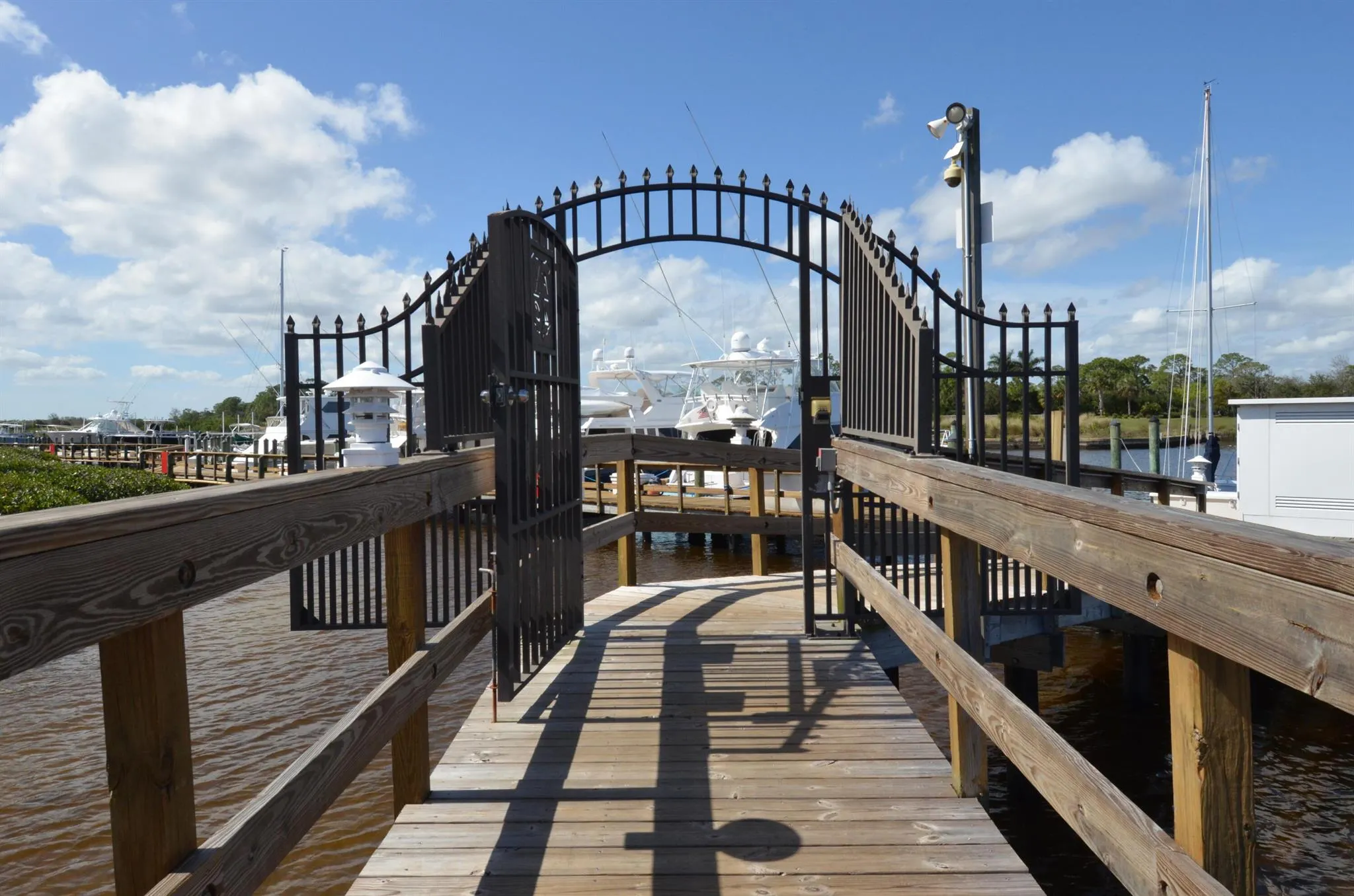 2381 SW Island Creek Trail