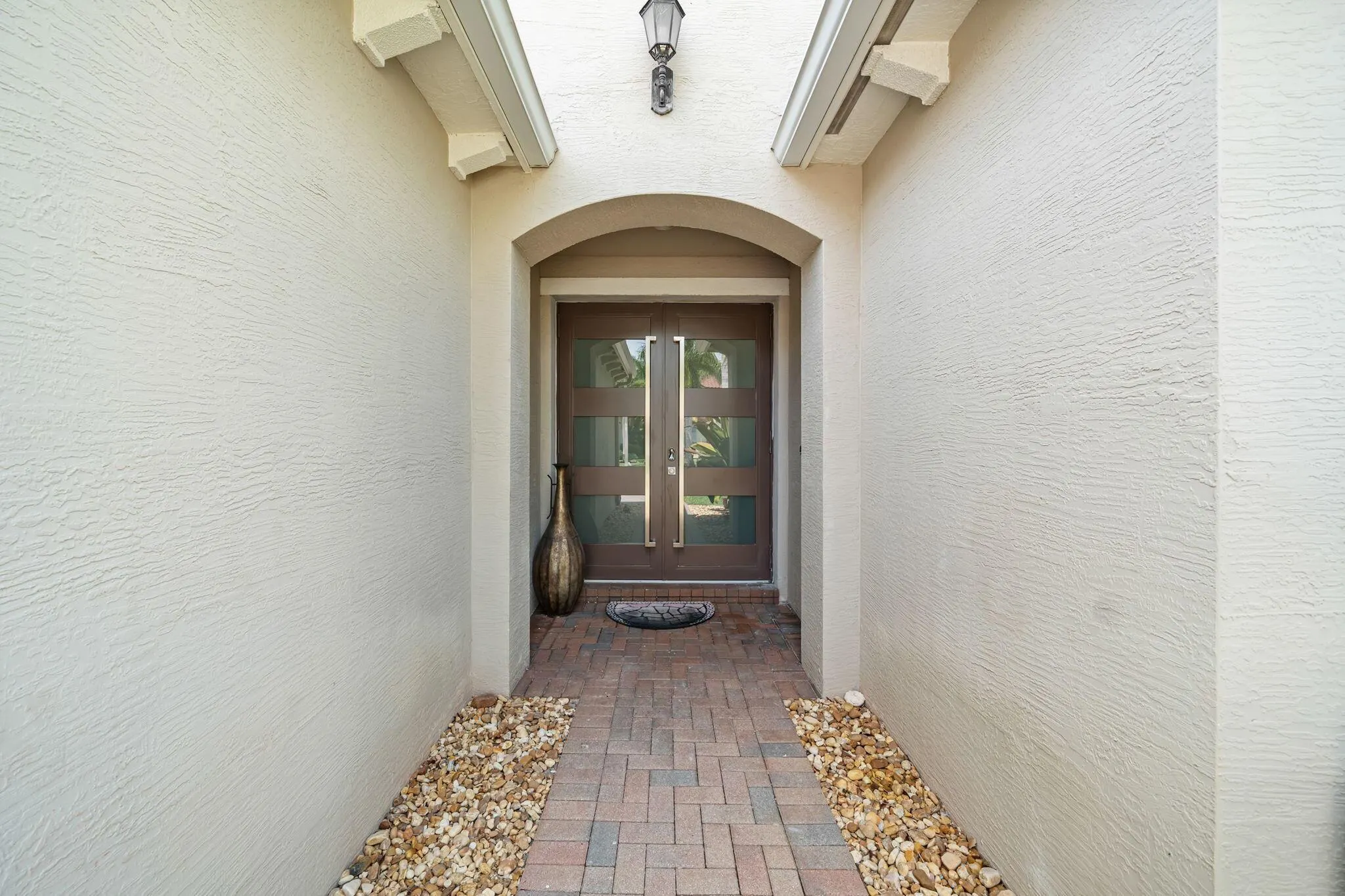9580 Phipps Lane