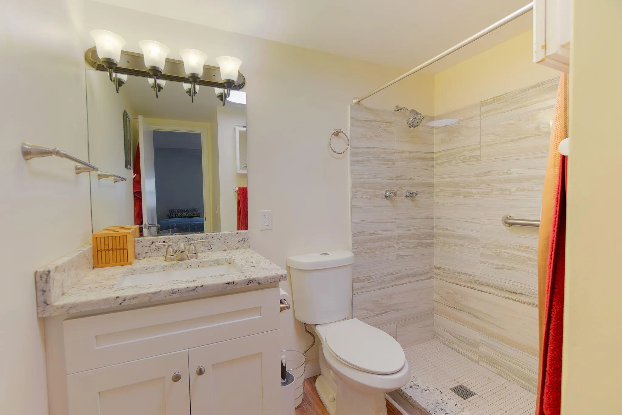 3000 Lake Osborne Drive, #103