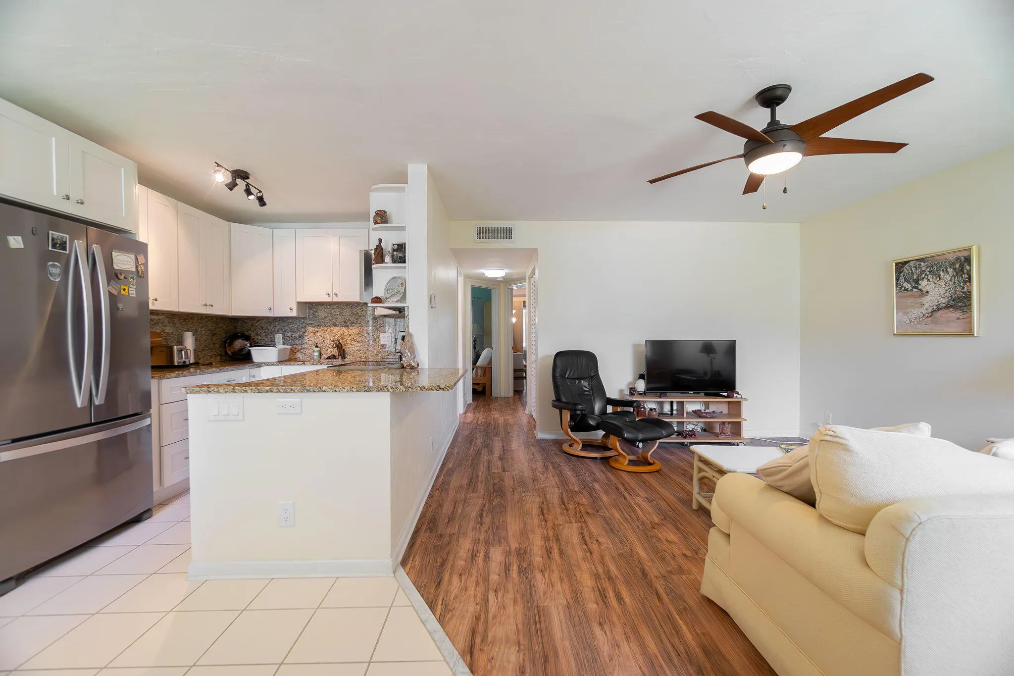 3000 Lake Osborne Drive, #103