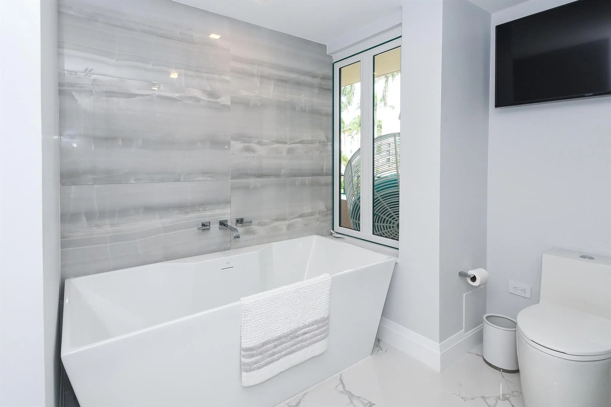 120 SE 5th Avenue, #321