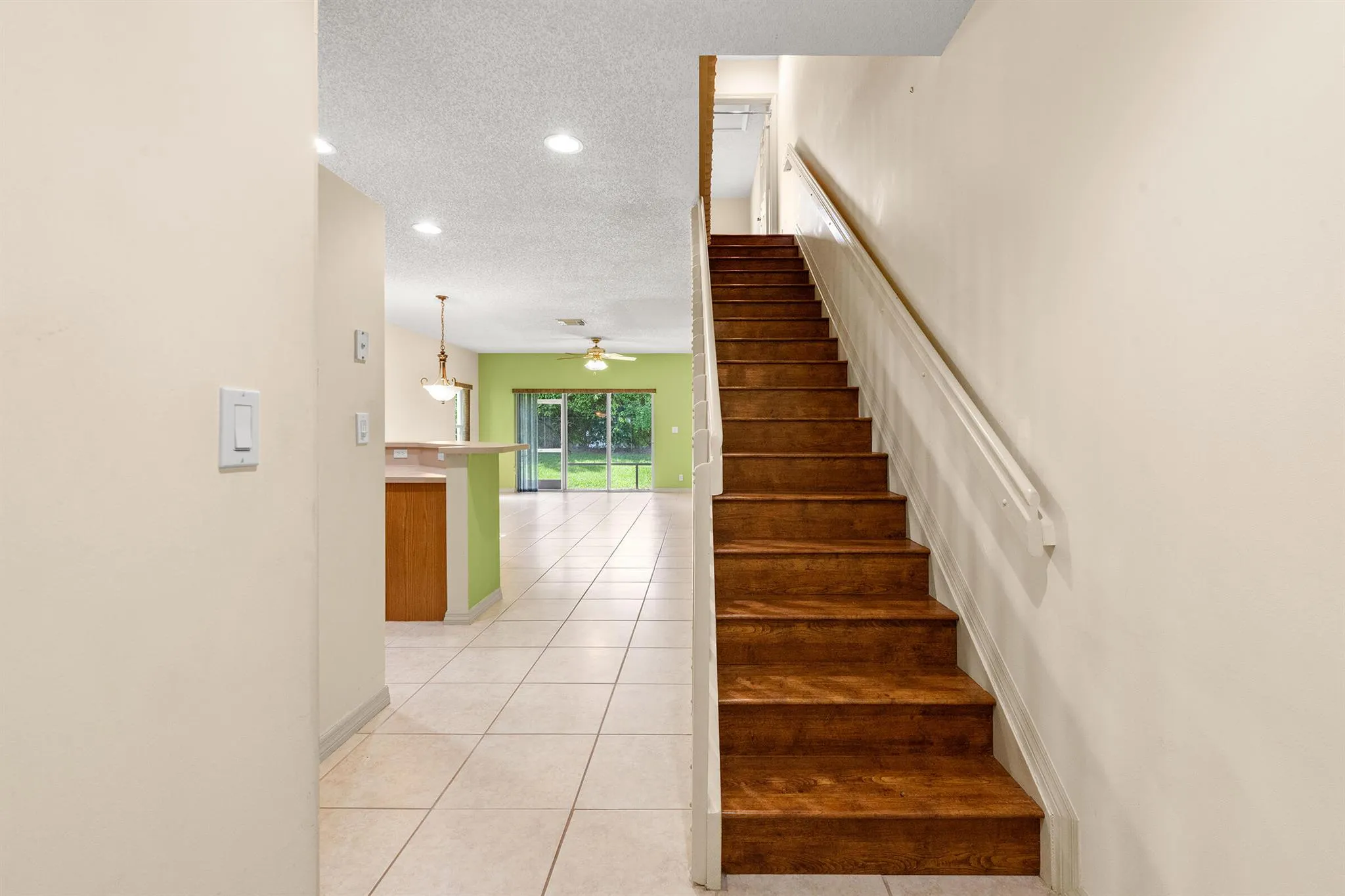 13810 Creston Place
