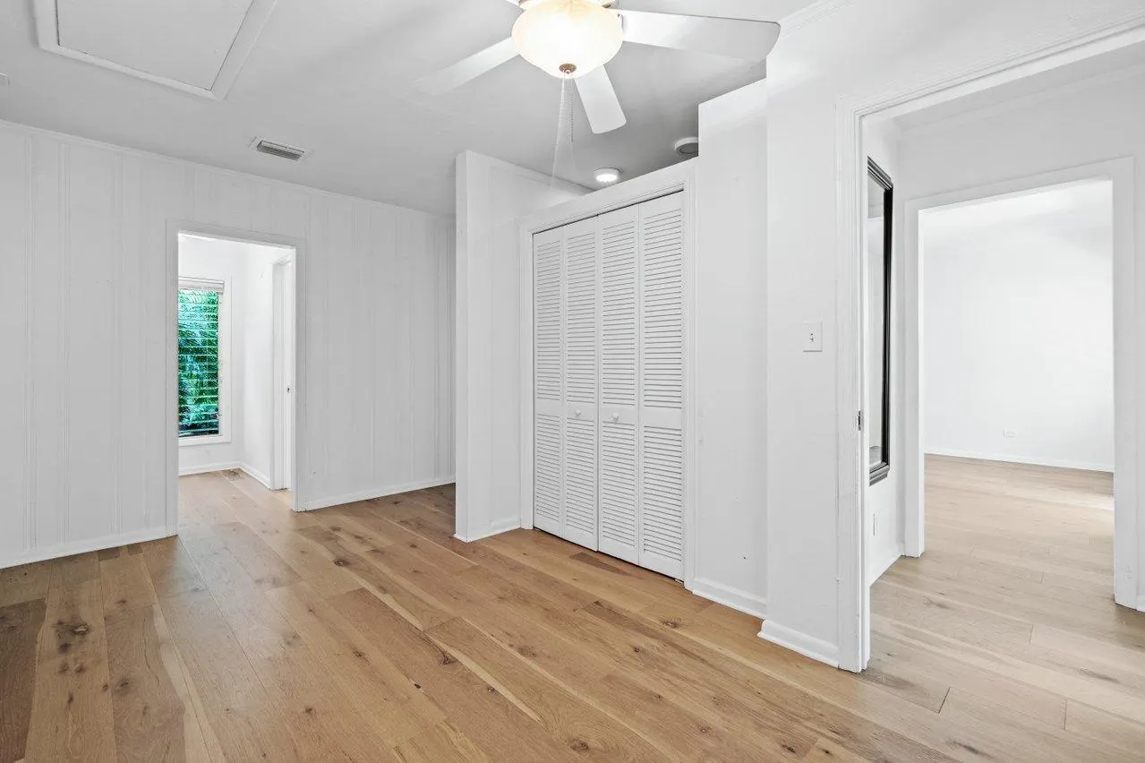 1225 George Bush 4 Boulevard, #4