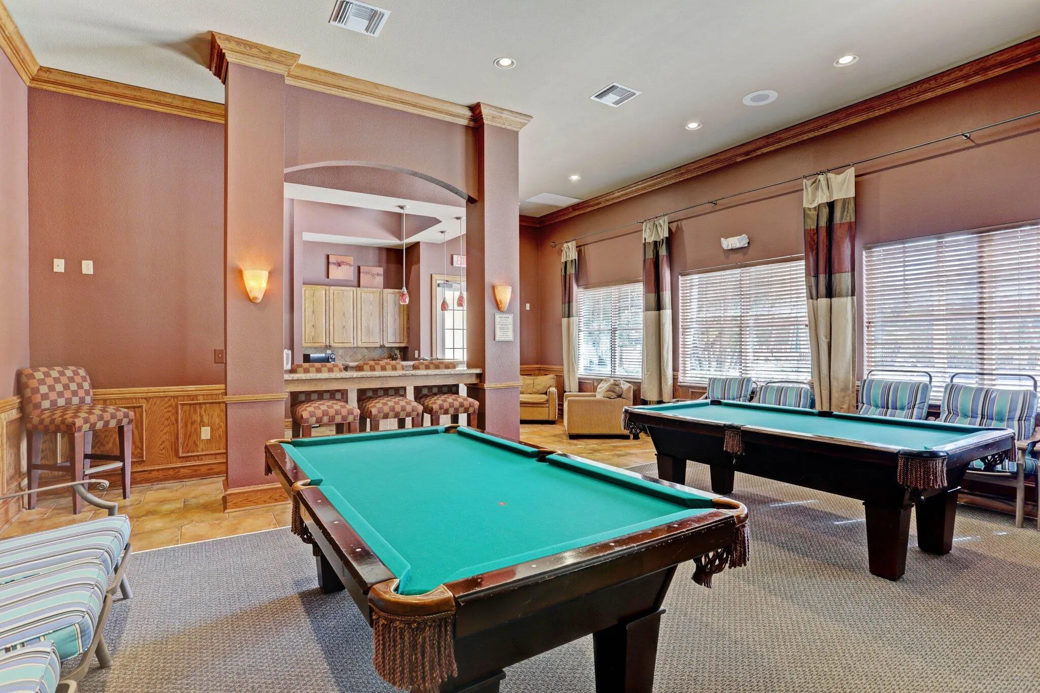 6511 Emerald Dunes Drive, #304