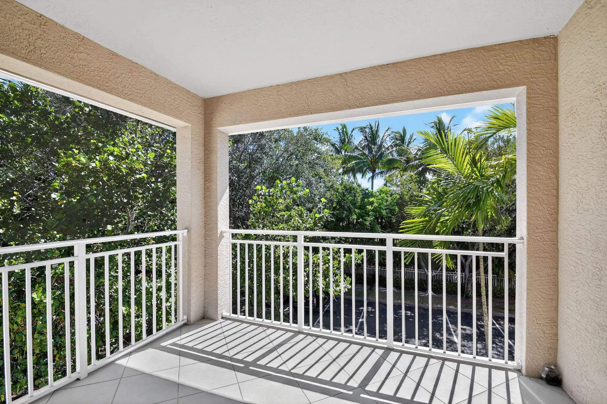 6511 Emerald Dunes Drive, #304