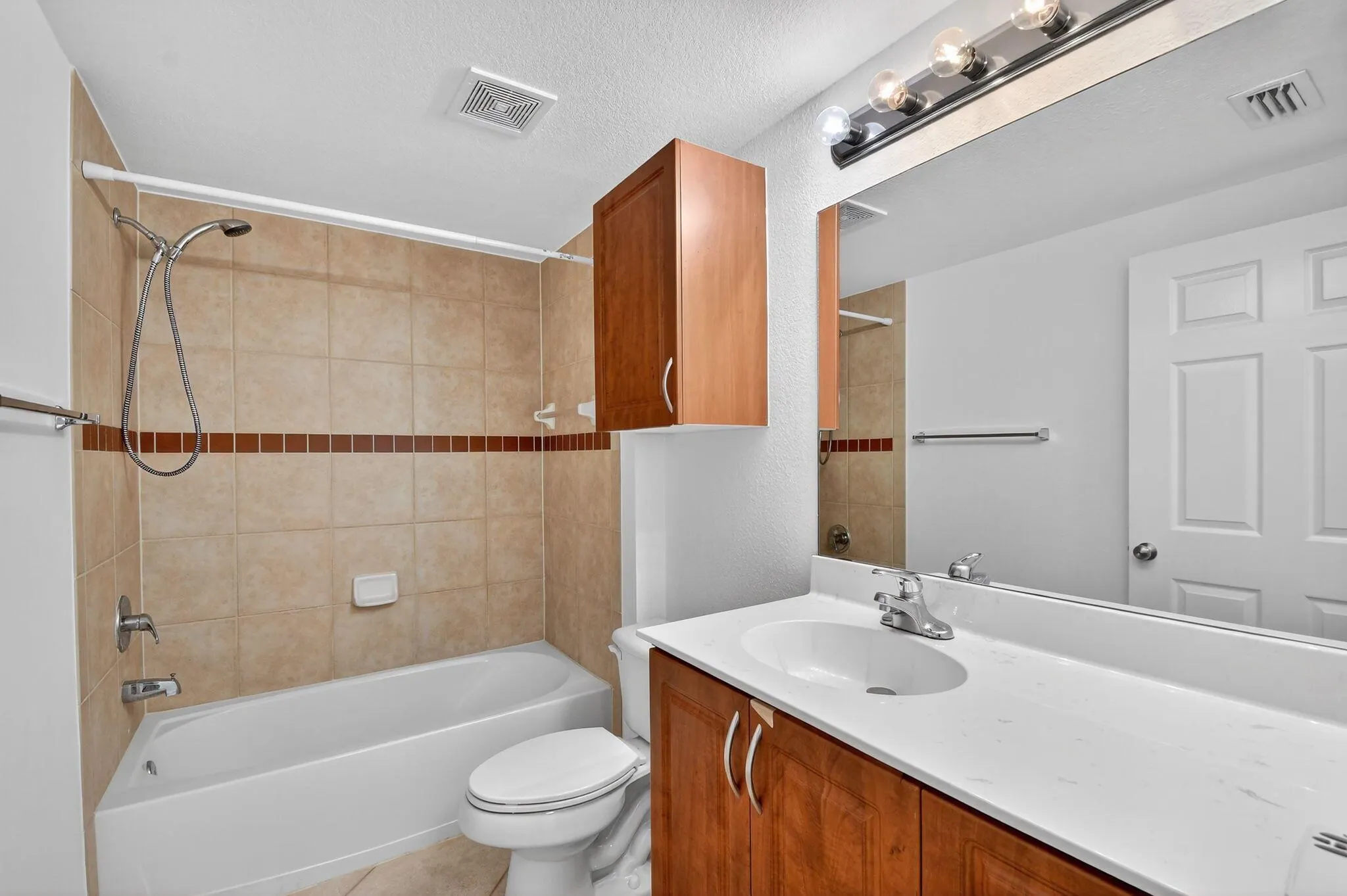 6511 Emerald Dunes Drive, #304