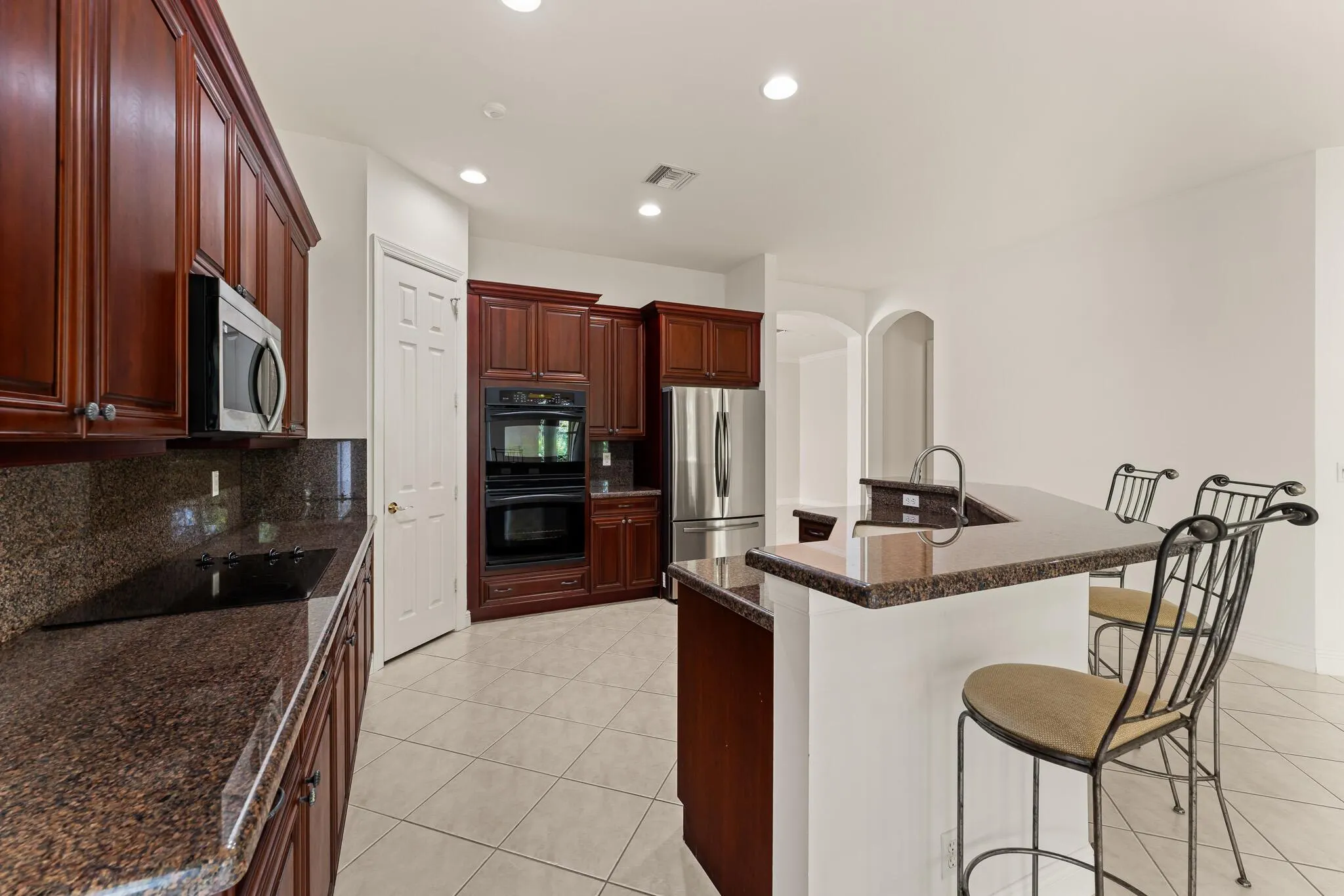 879 SW Pebble Lane