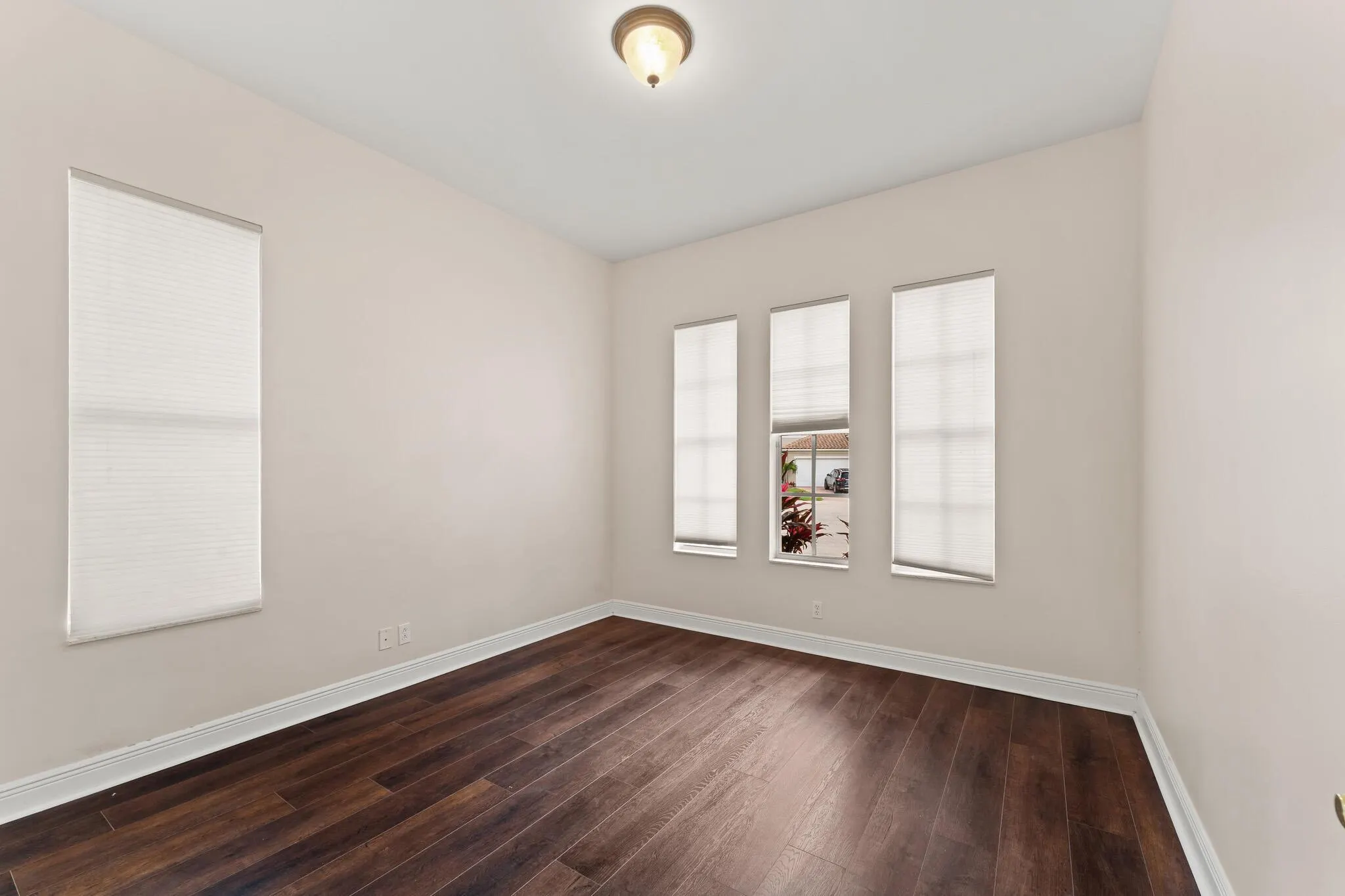 879 SW Pebble Lane