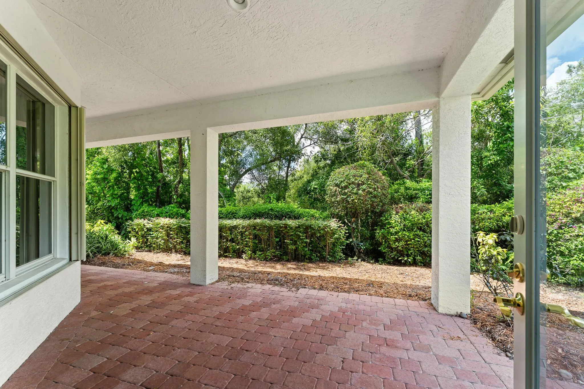 879 SW Pebble Lane