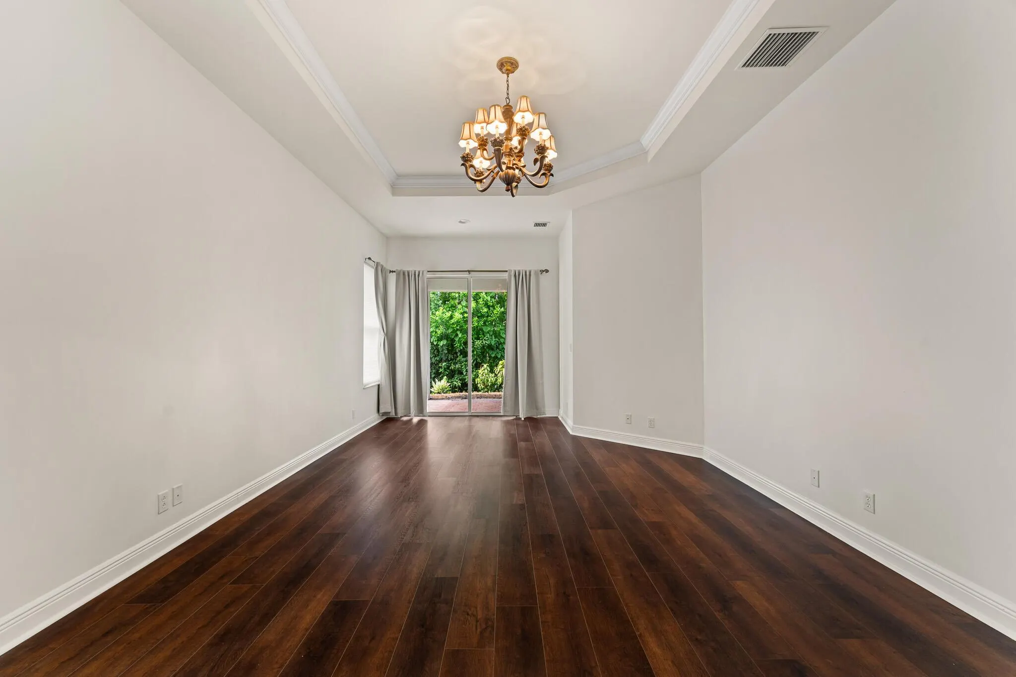 879 SW Pebble Lane