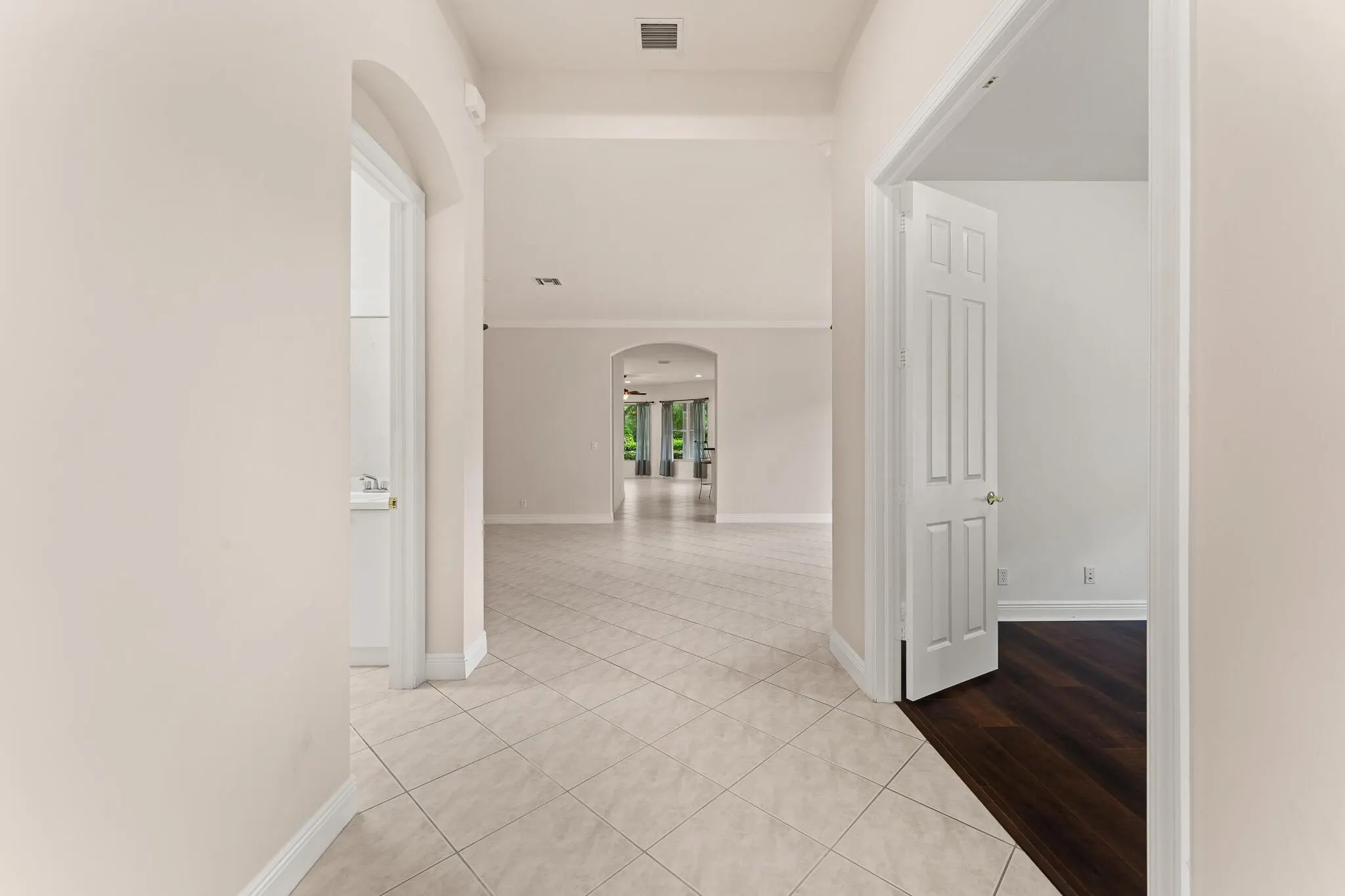 879 SW Pebble Lane