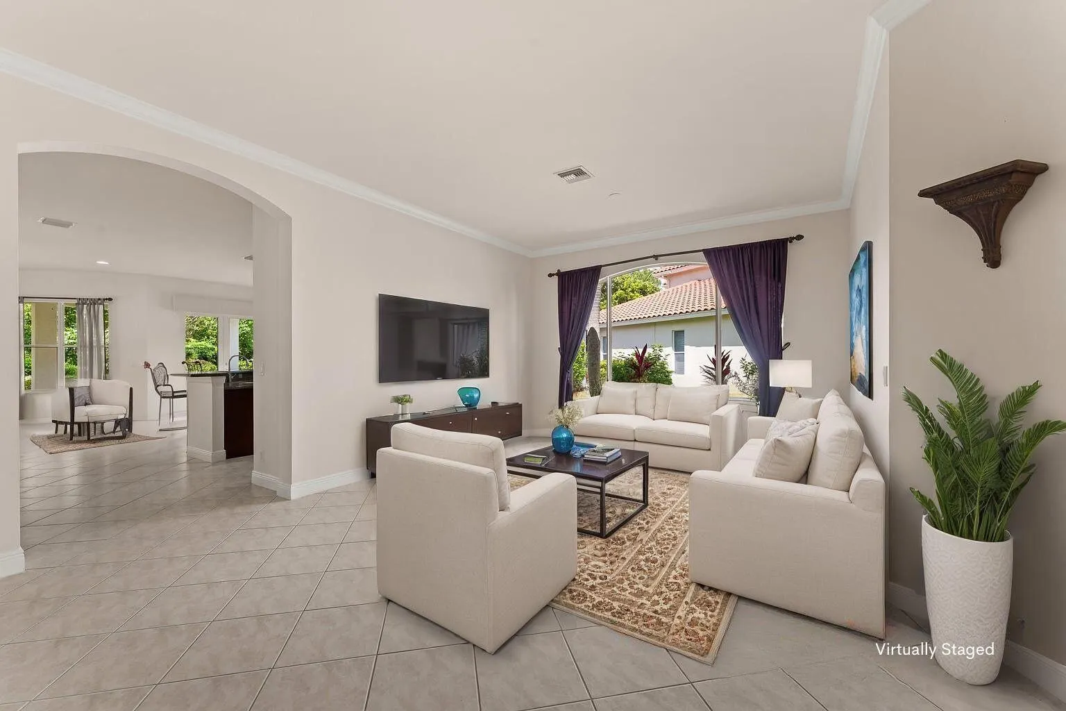 879 SW Pebble Lane
