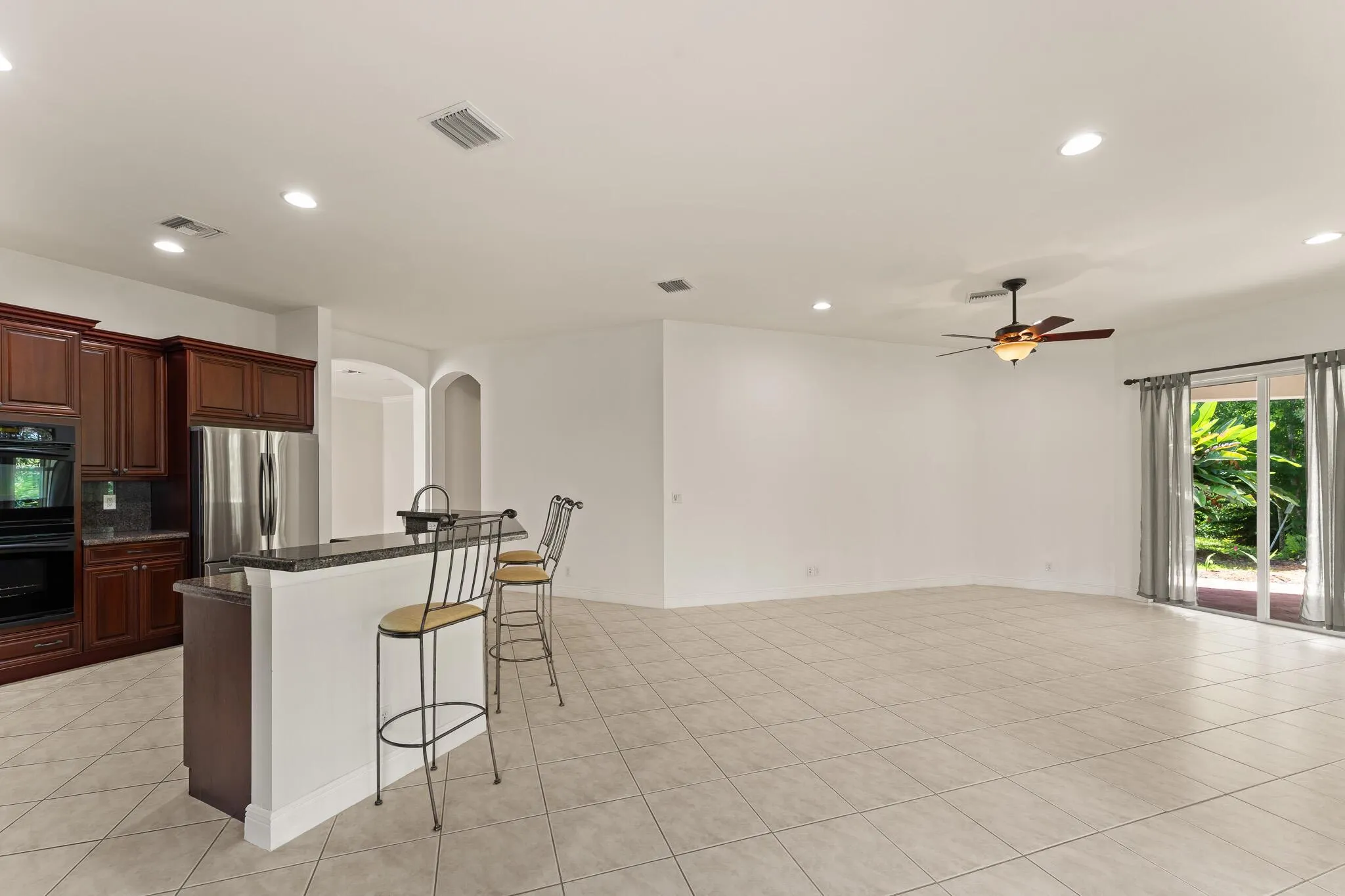 879 SW Pebble Lane